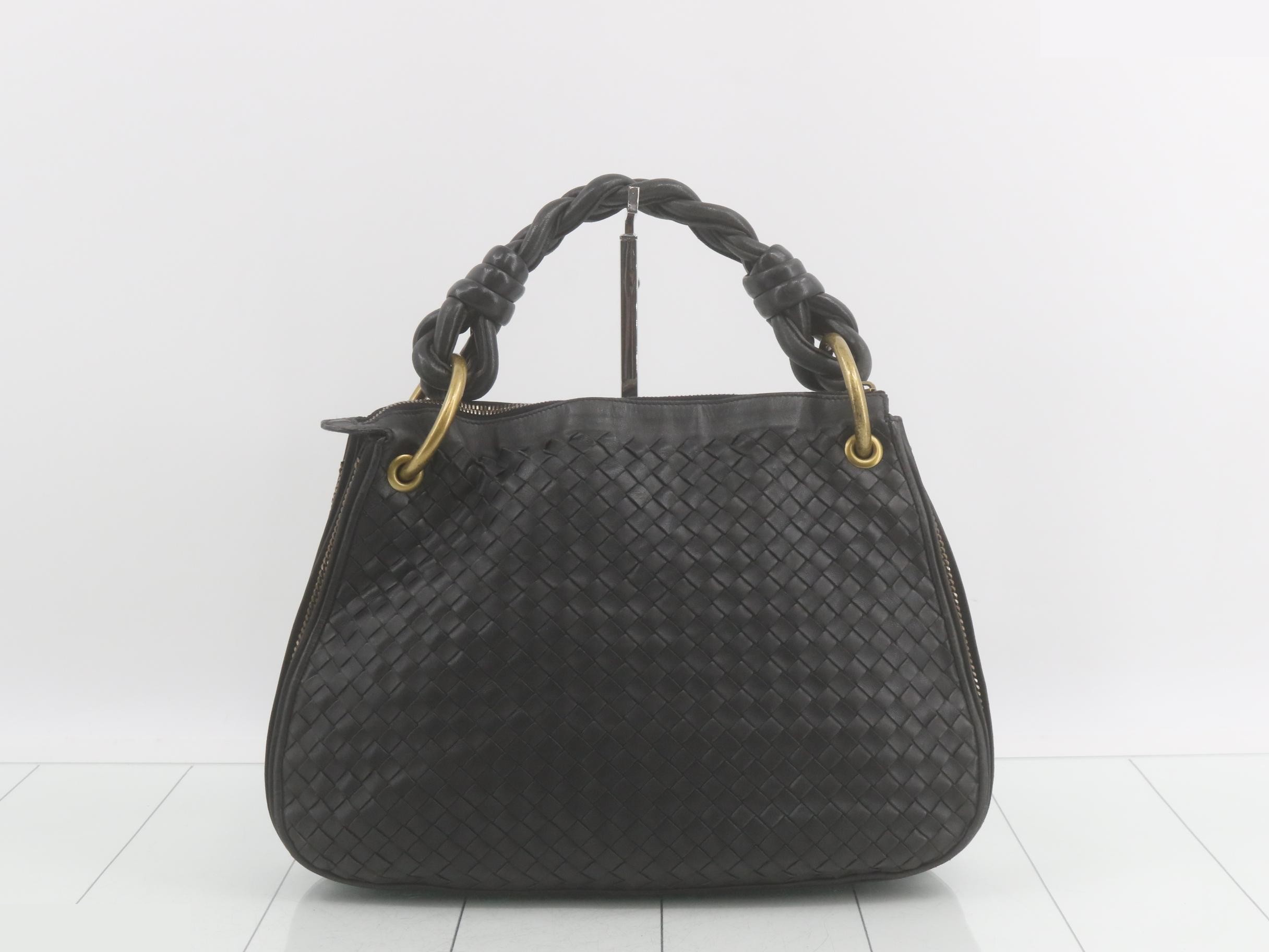 Intrecciato (bag) / Handbag — view 2