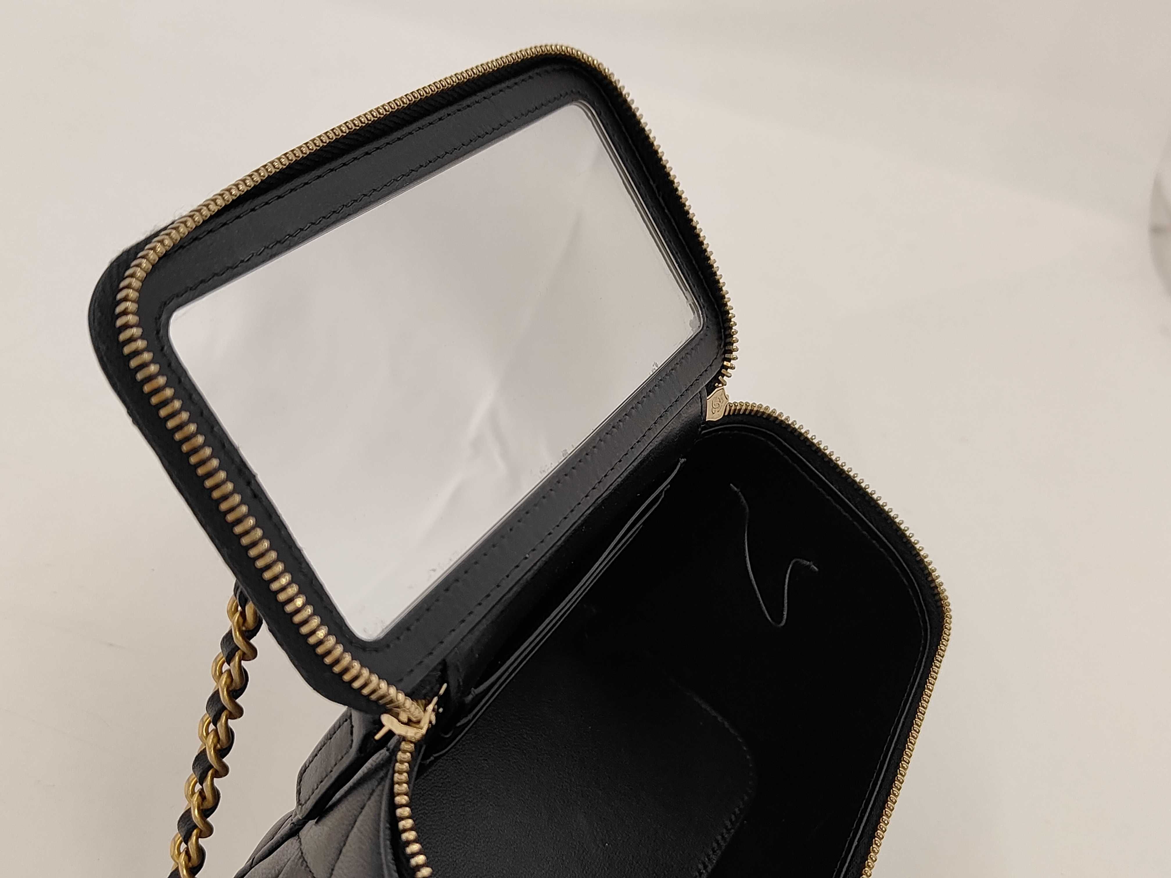 Vanity Chain Bag, Lambskin Shoulder Bag — view 10