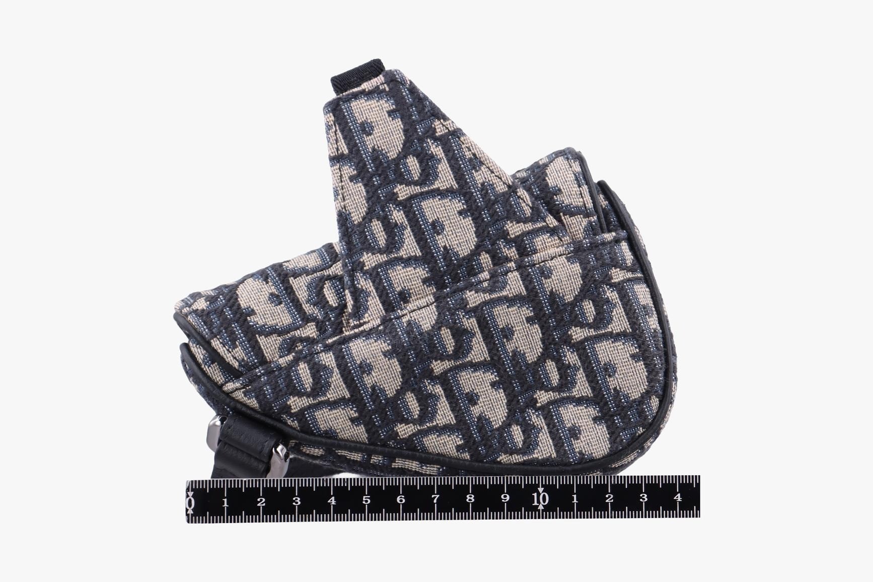 Saddle, Jacquard, Navy x Gray — view 2