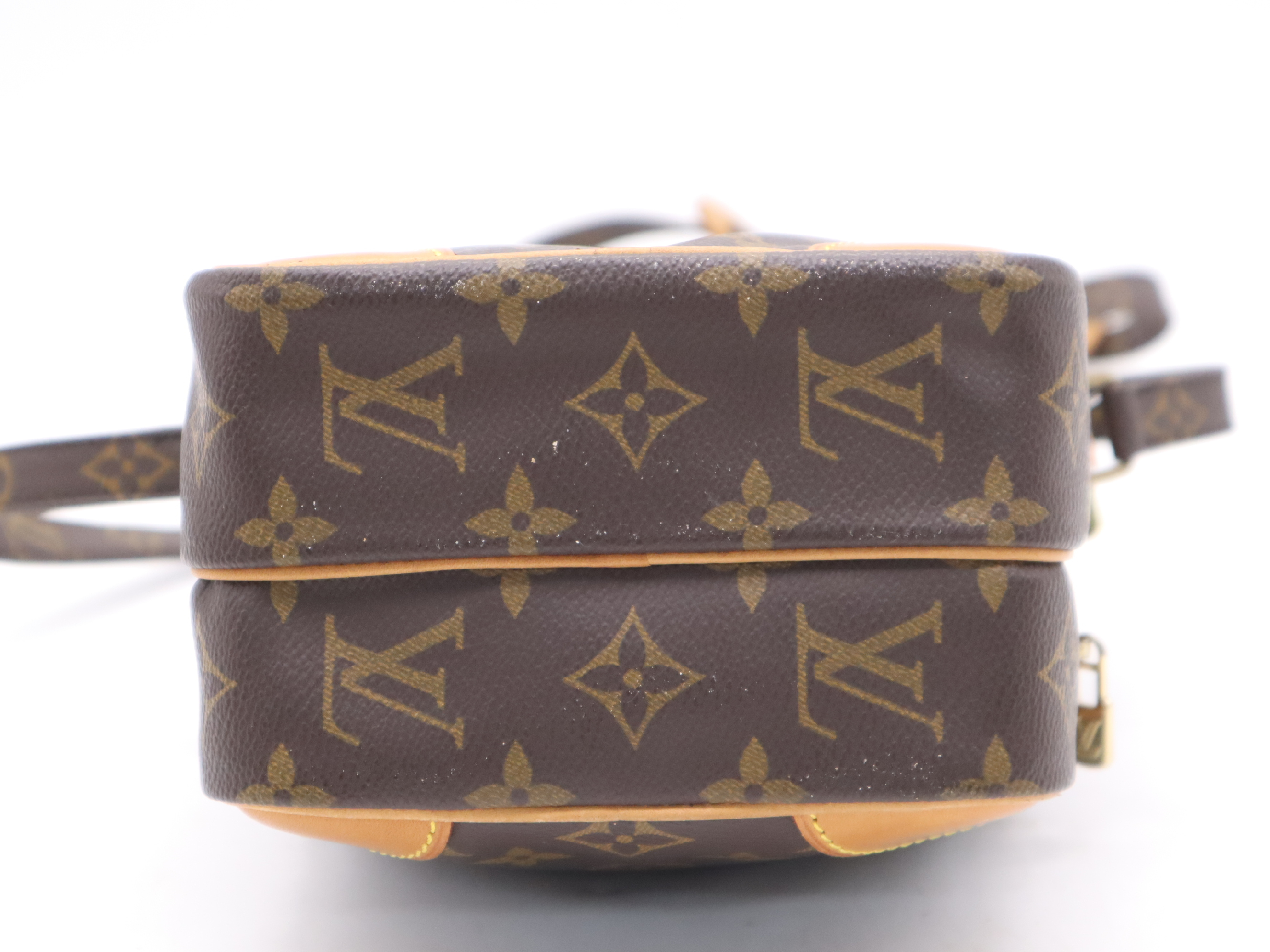 M45236 Monogram Amazon Shoulder Bag — view 4