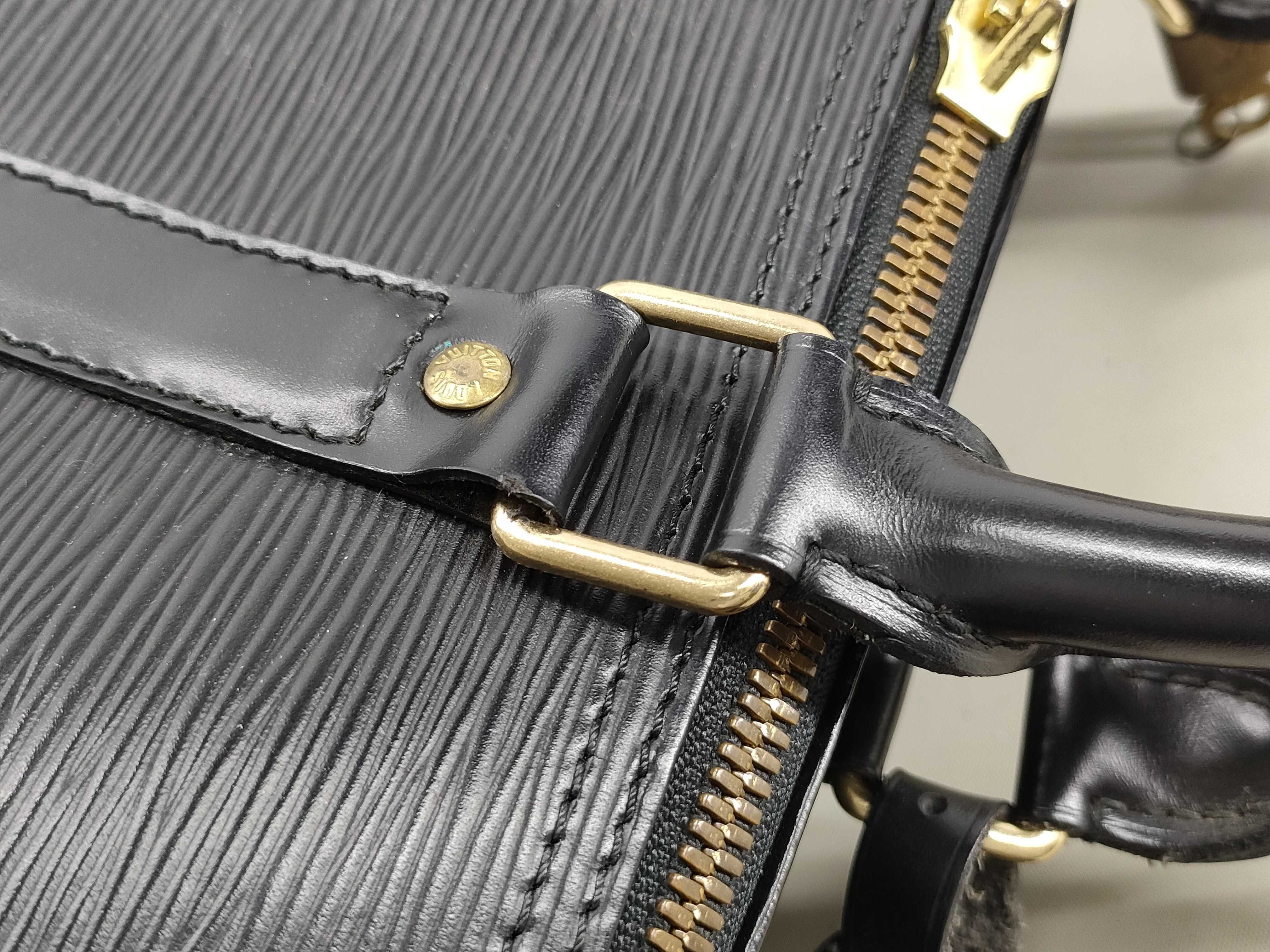 Epi Leather Keepall 55 Boston Bag (M42942 VI1914) — view 6