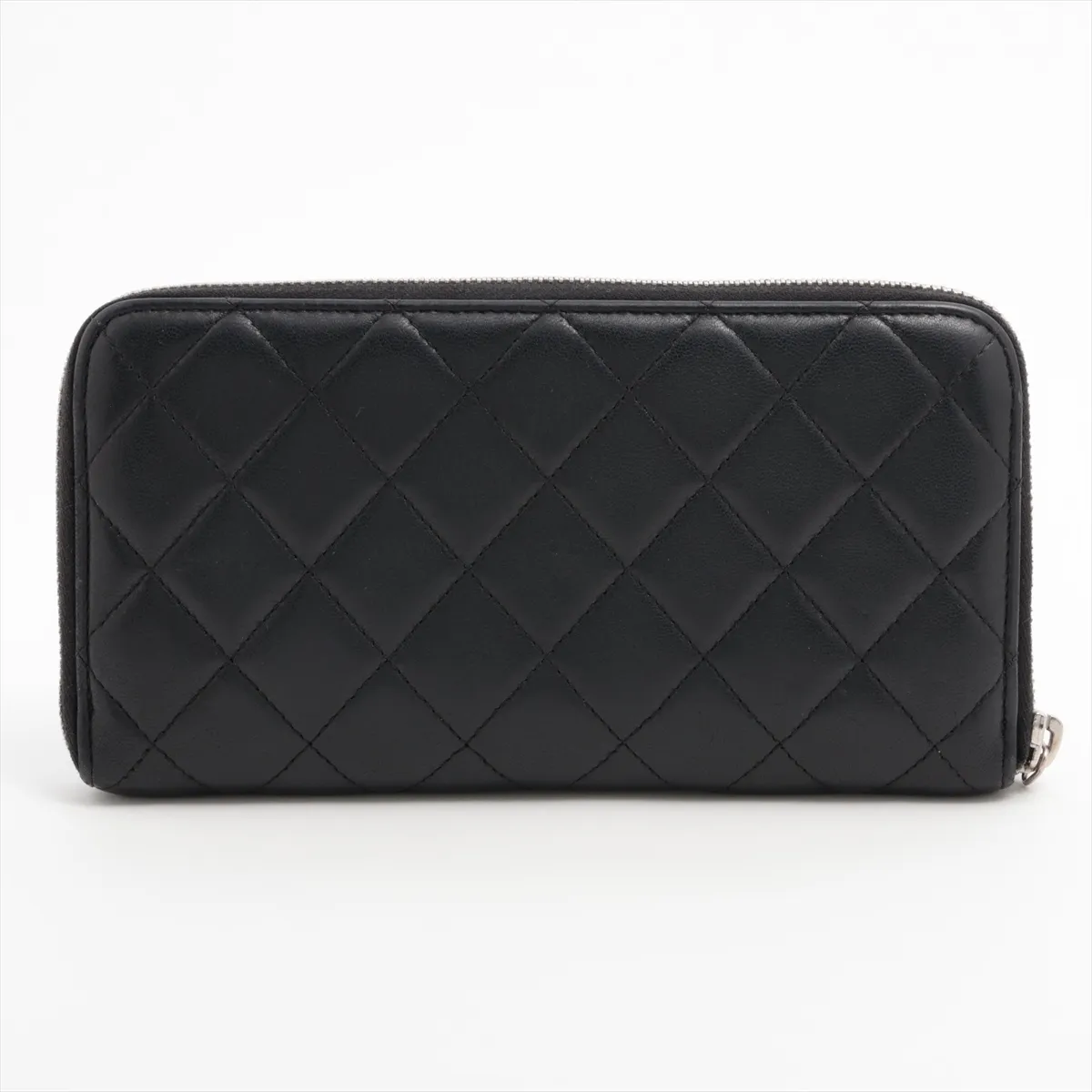 Matelassé Lambskin Round Zip Wallet, Black, Silver Hardware, 16428128 — view 2