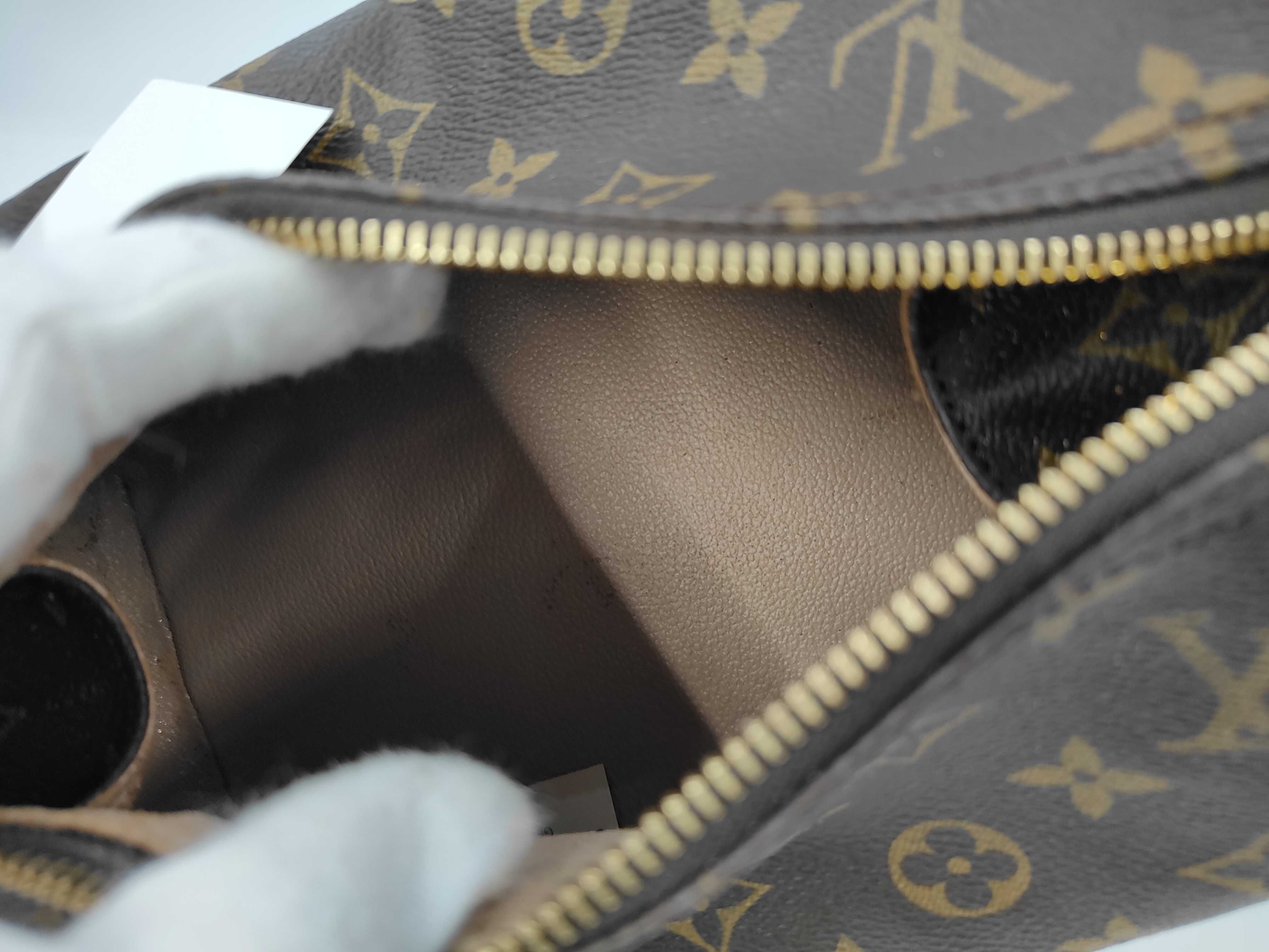 Monogram Presion Pouch — view 6