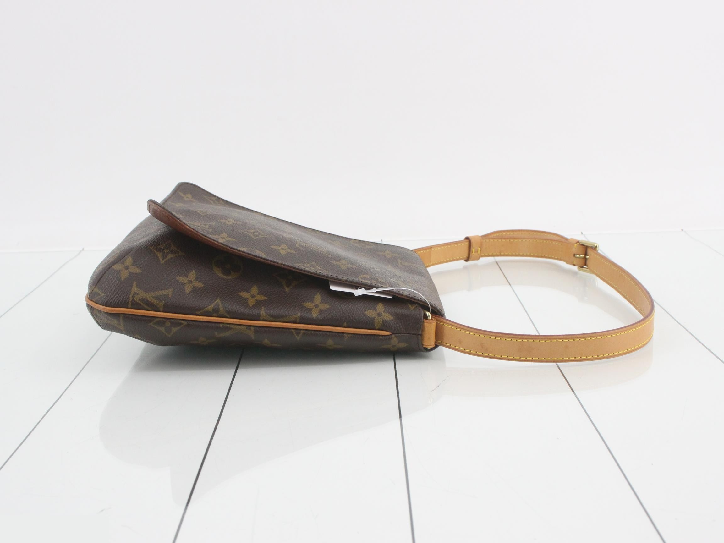 Musette Salsa Short Shoulder — view 3