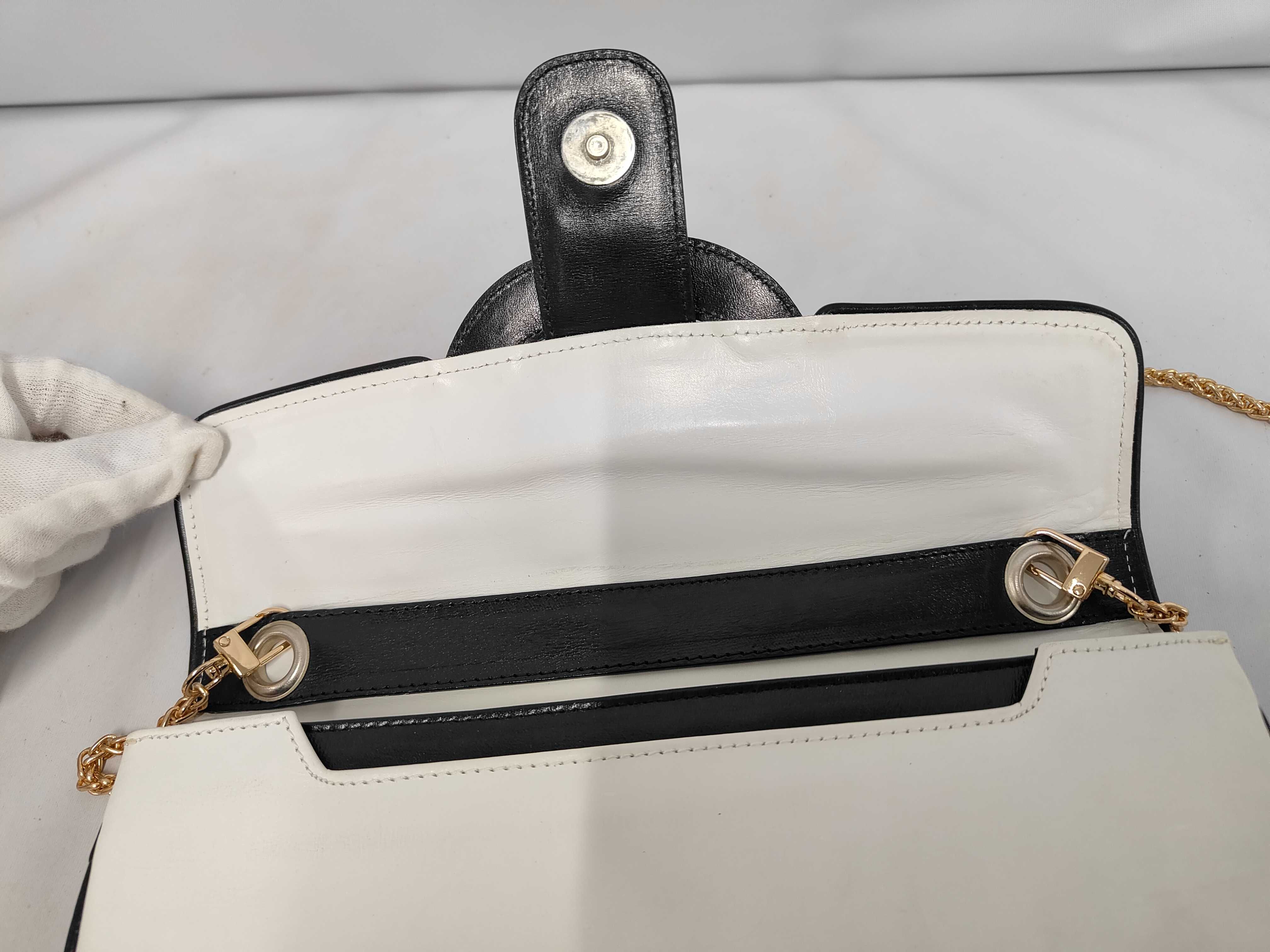 chain shoulder bag, white shoulder bag — view 8