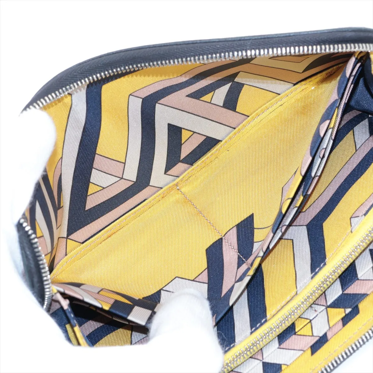 Azap Long Silk In Veau Epsom Round Zip Wallet Black Silver Hardware Q: 2013 — view 4