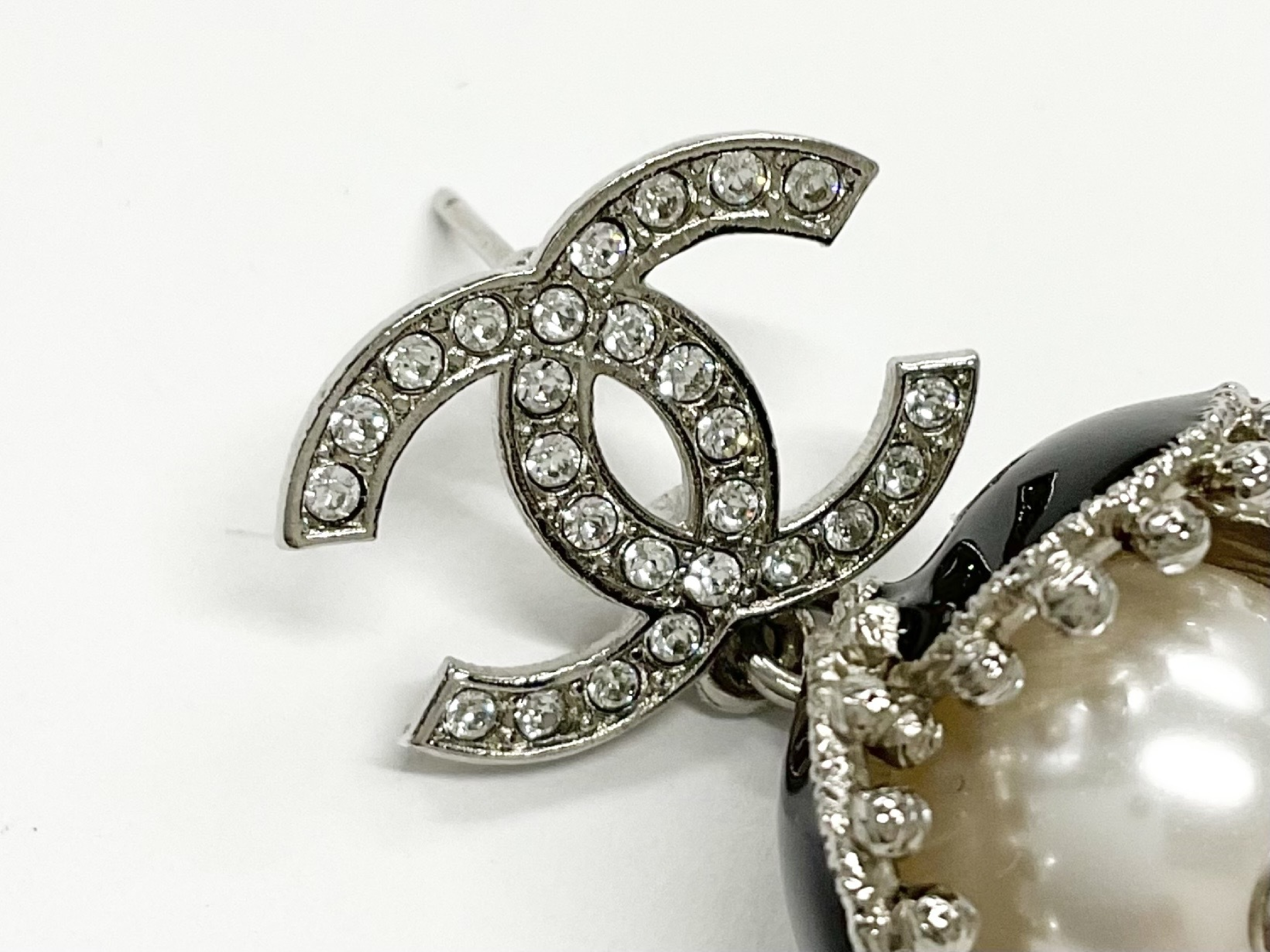 GP Earrings — view 3