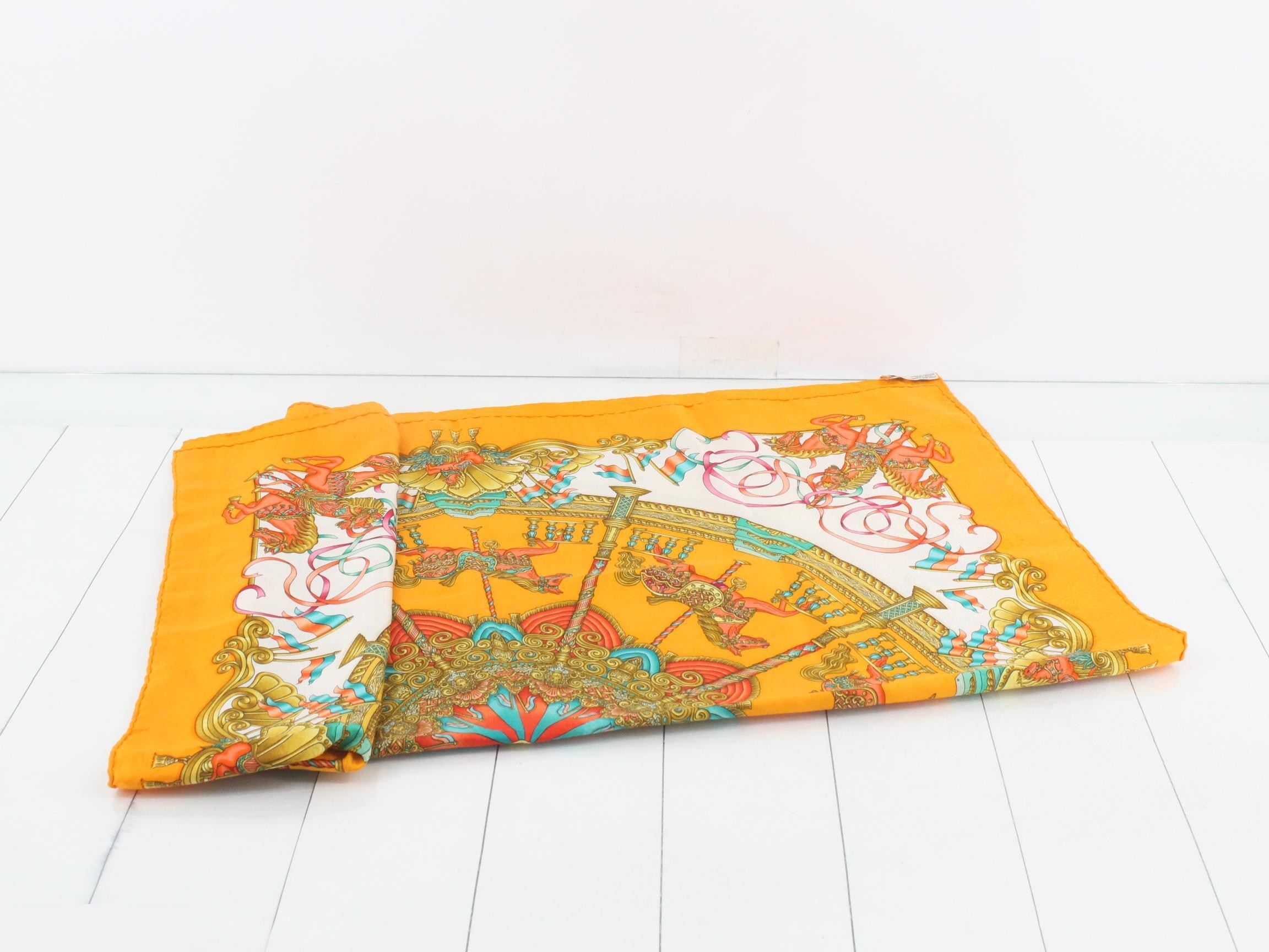 scarf — view 3
