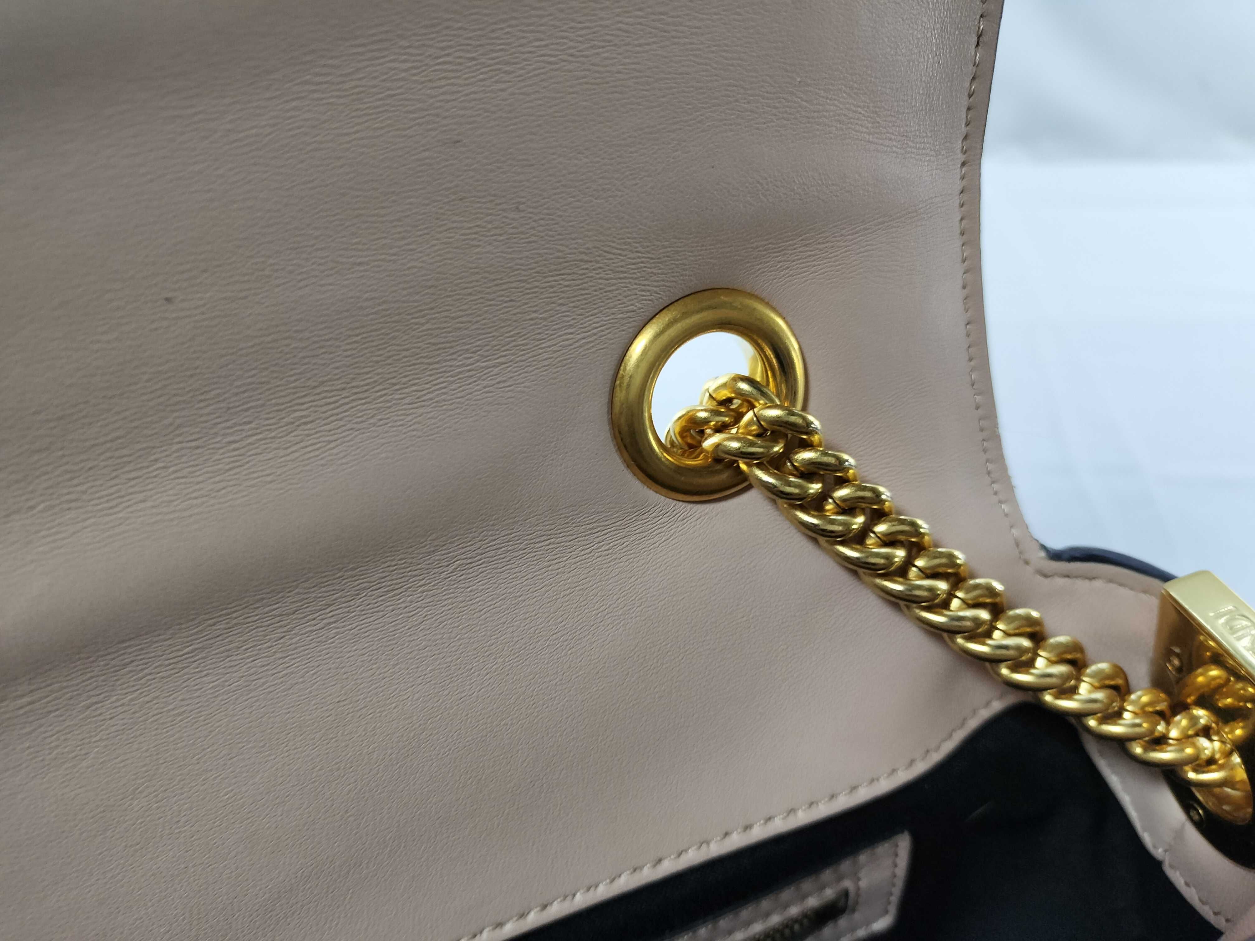 Mamma Baguette Chain Shoulder Bag — view 10