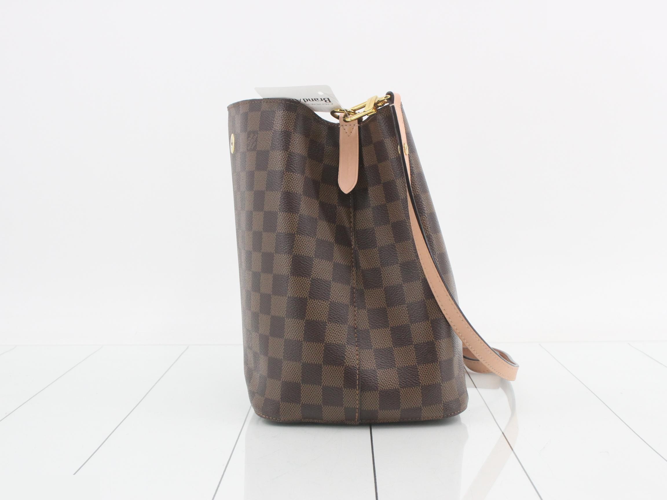 Damier NeoNoe Venus Shoulder Bag — view 3