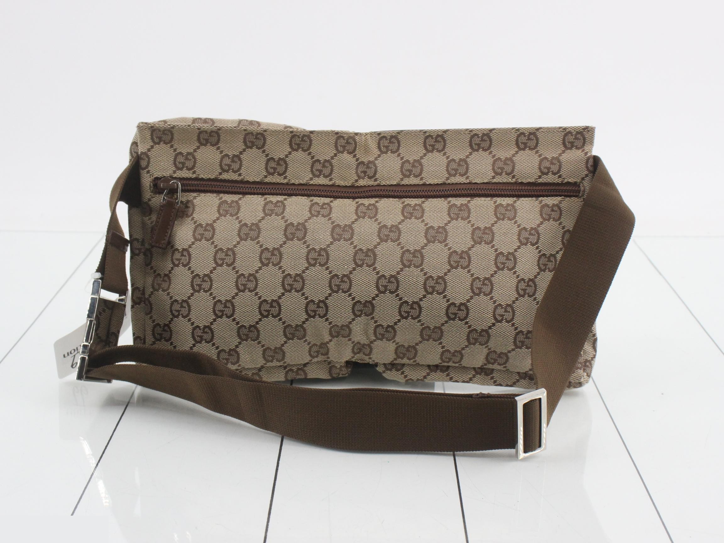 GG Canvas Leather Body Bag — view 2