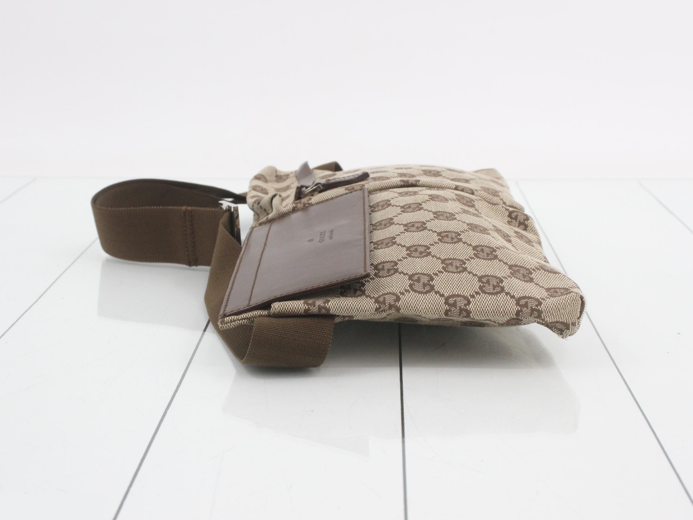 GG Canvas Leather Body Bag — view 4