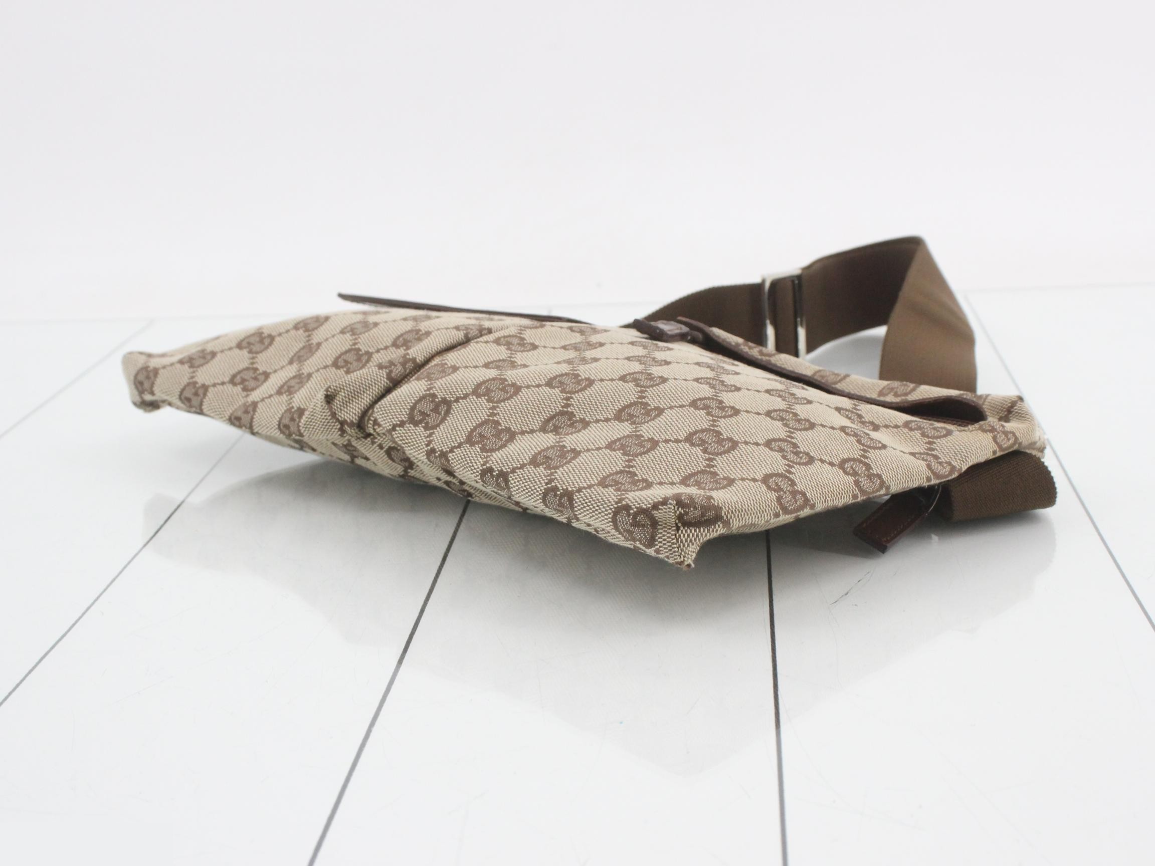 GG Canvas Leather Body Bag — view 6