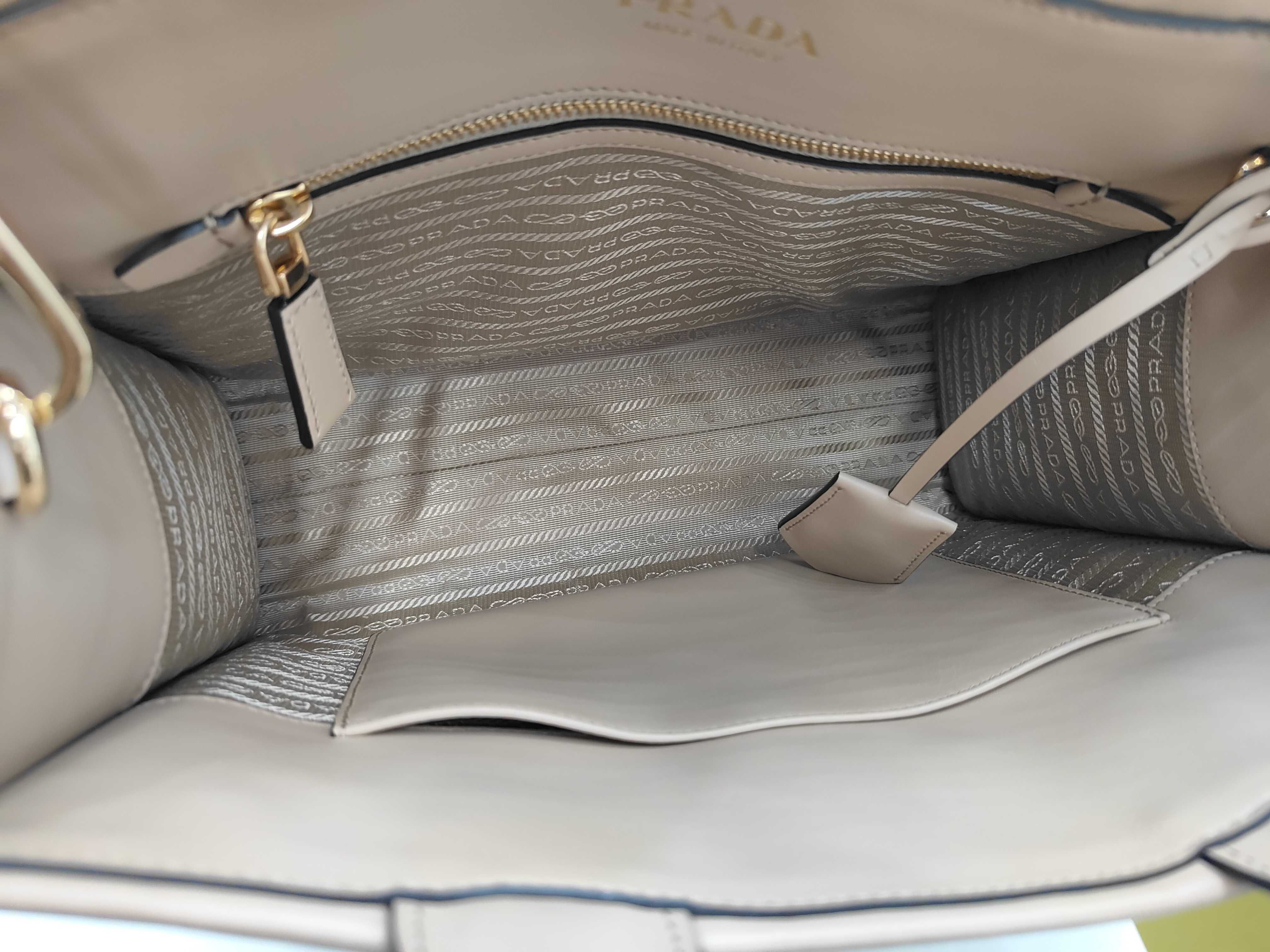 Symbol Topstitch Medium Handbag — view 8