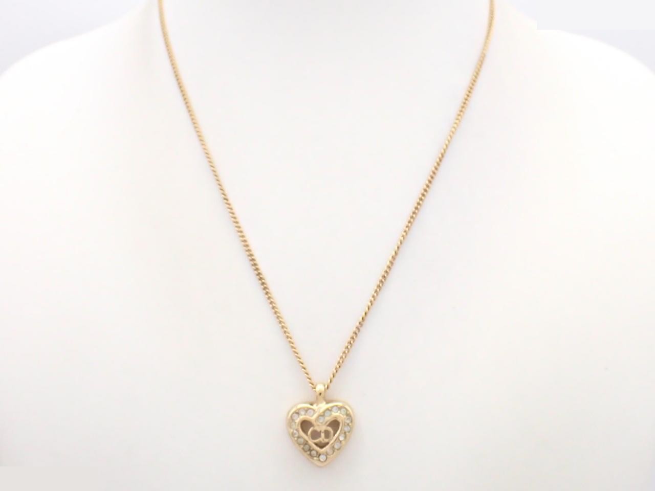 Other lines: Precious metals, necklaces, pendants, heart, logo, gold. — view 3