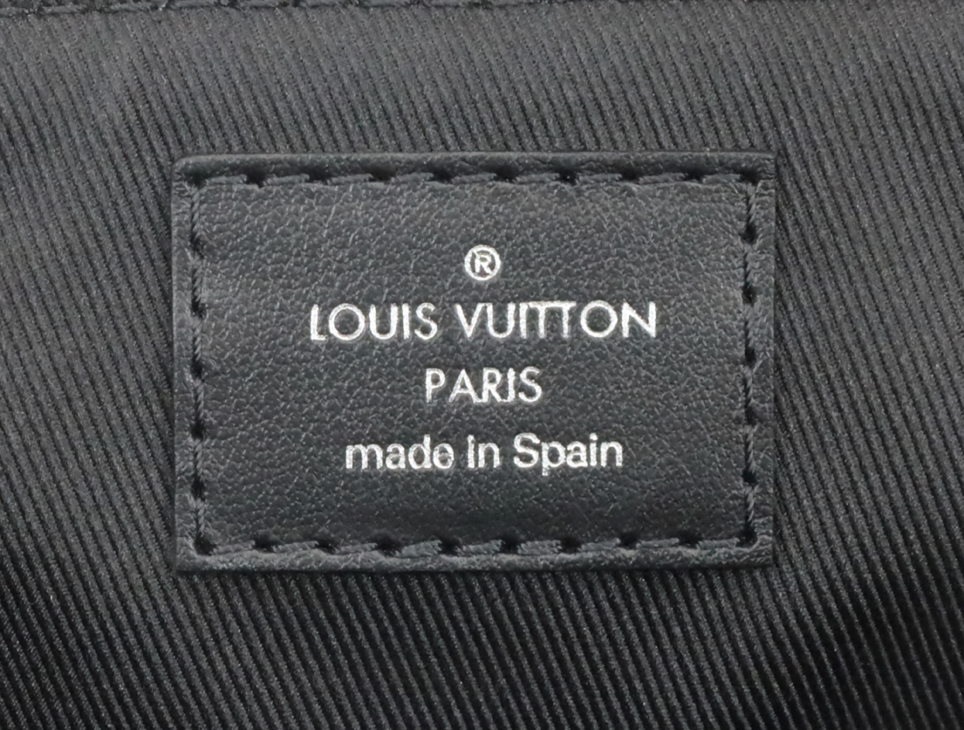 Monogram Eclipse District PM NV3 M46255 RFID Shoulder Bag — view 14
