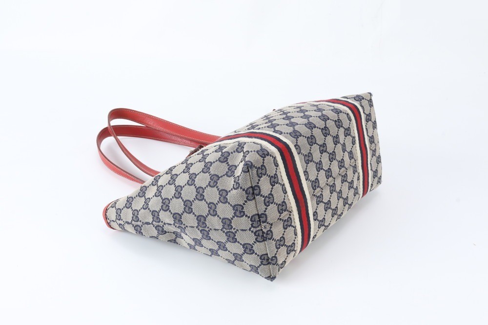 GG Canvas Sherry Charm Leather Tote Bag 137396 — view 5