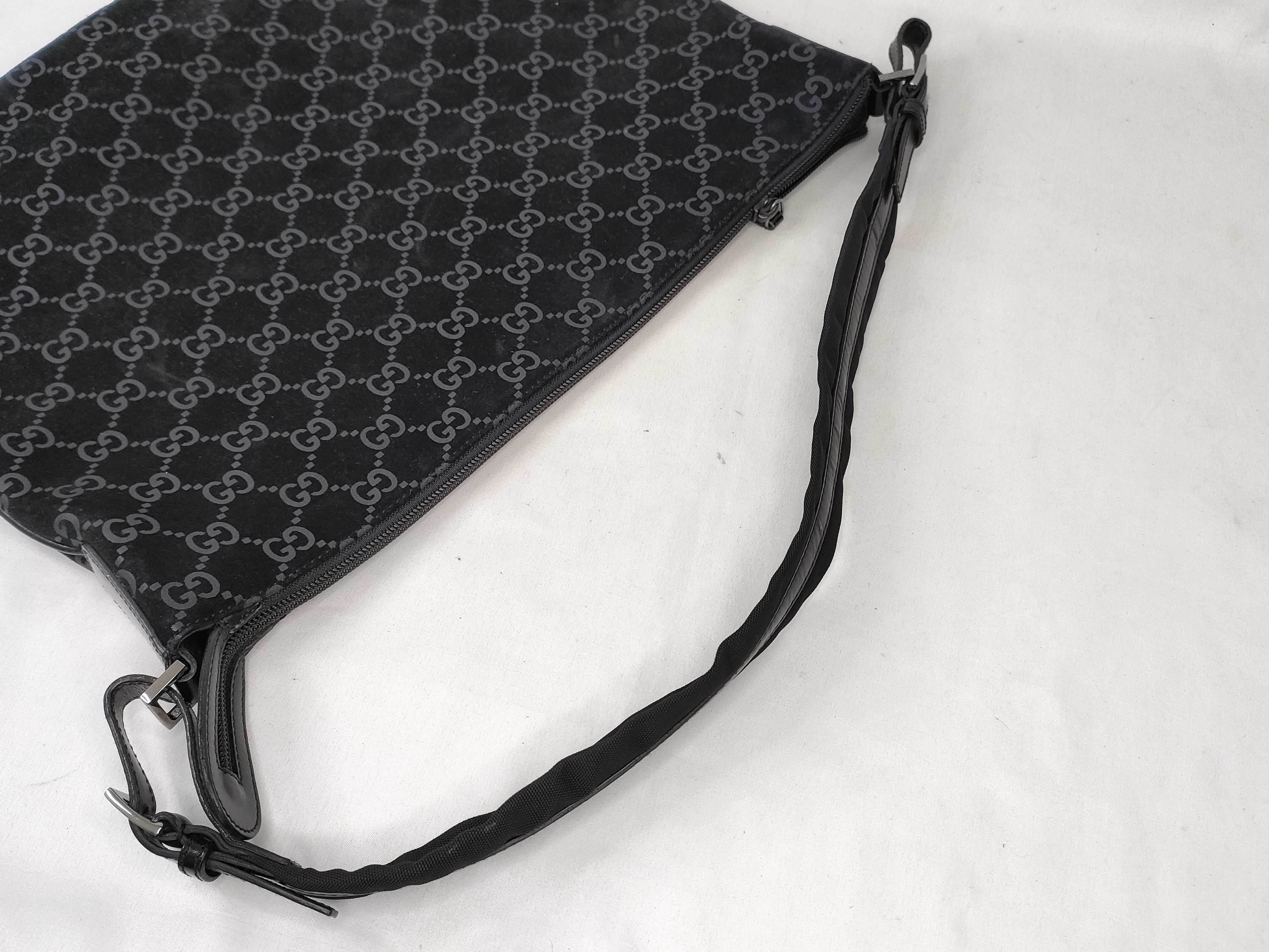 GG Gucci Shoulder Bag — view 3