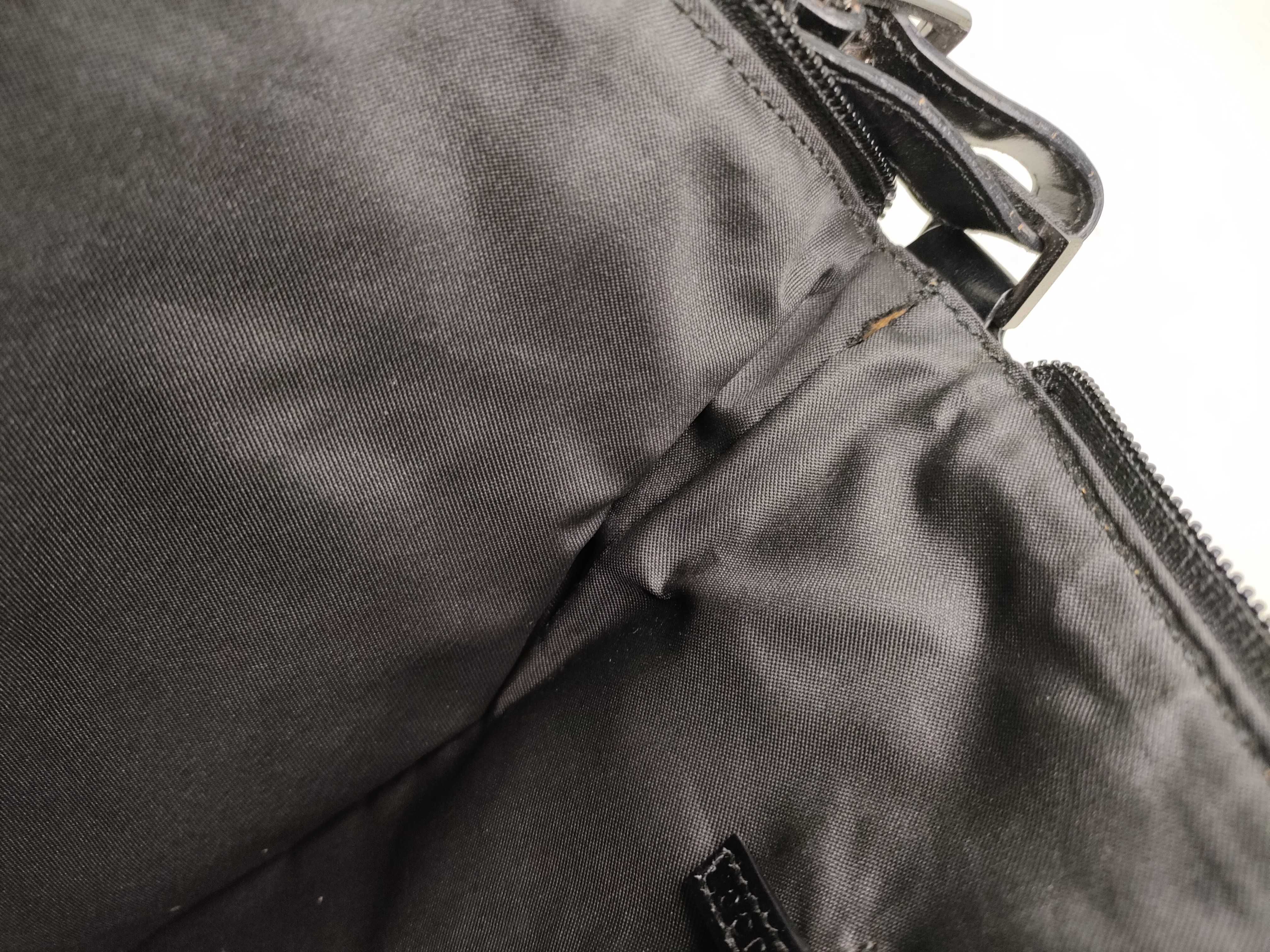 GG Gucci Shoulder Bag — view 9