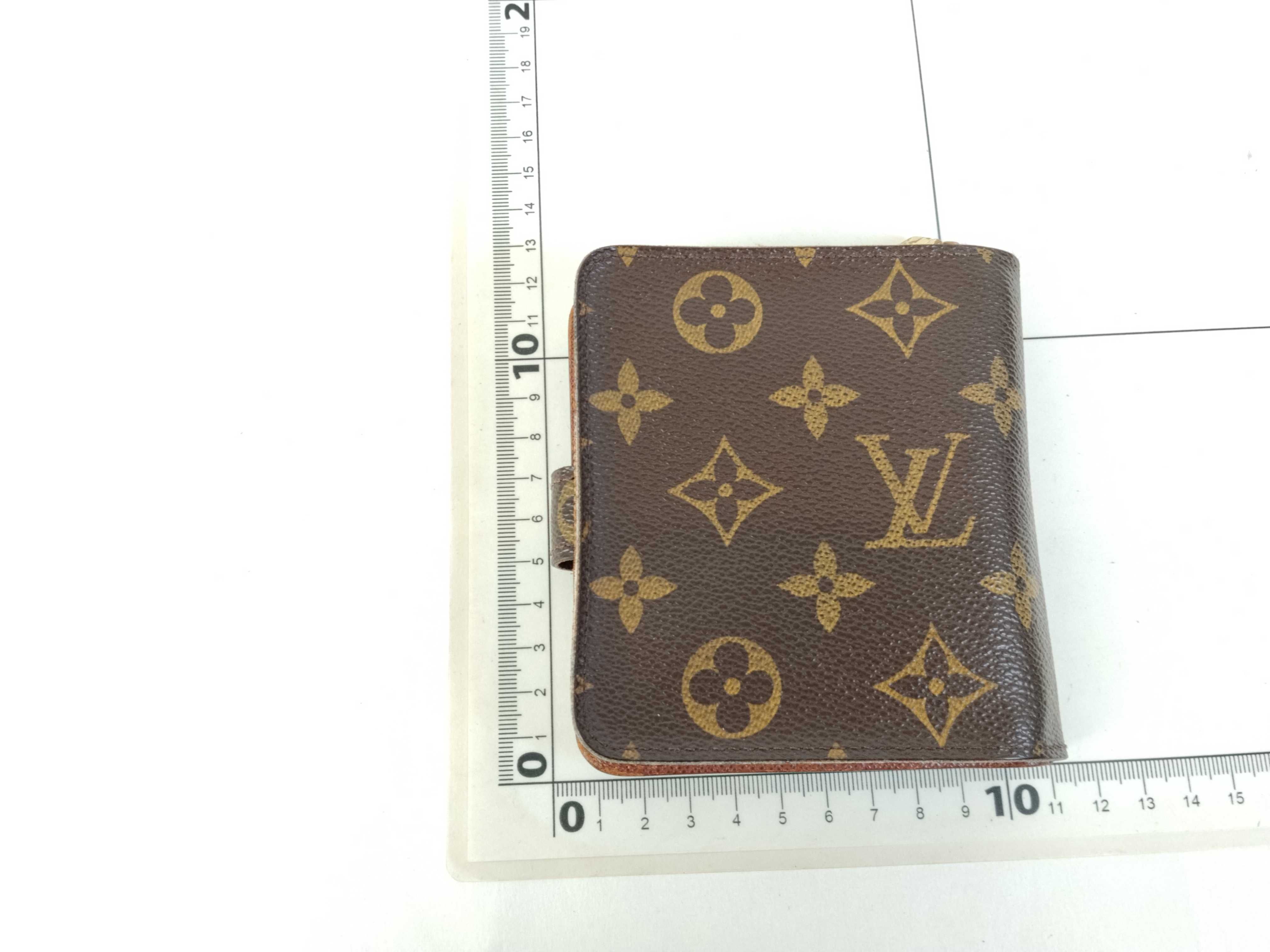 Monogram Compact Snap Wallet with Initials — view 2
