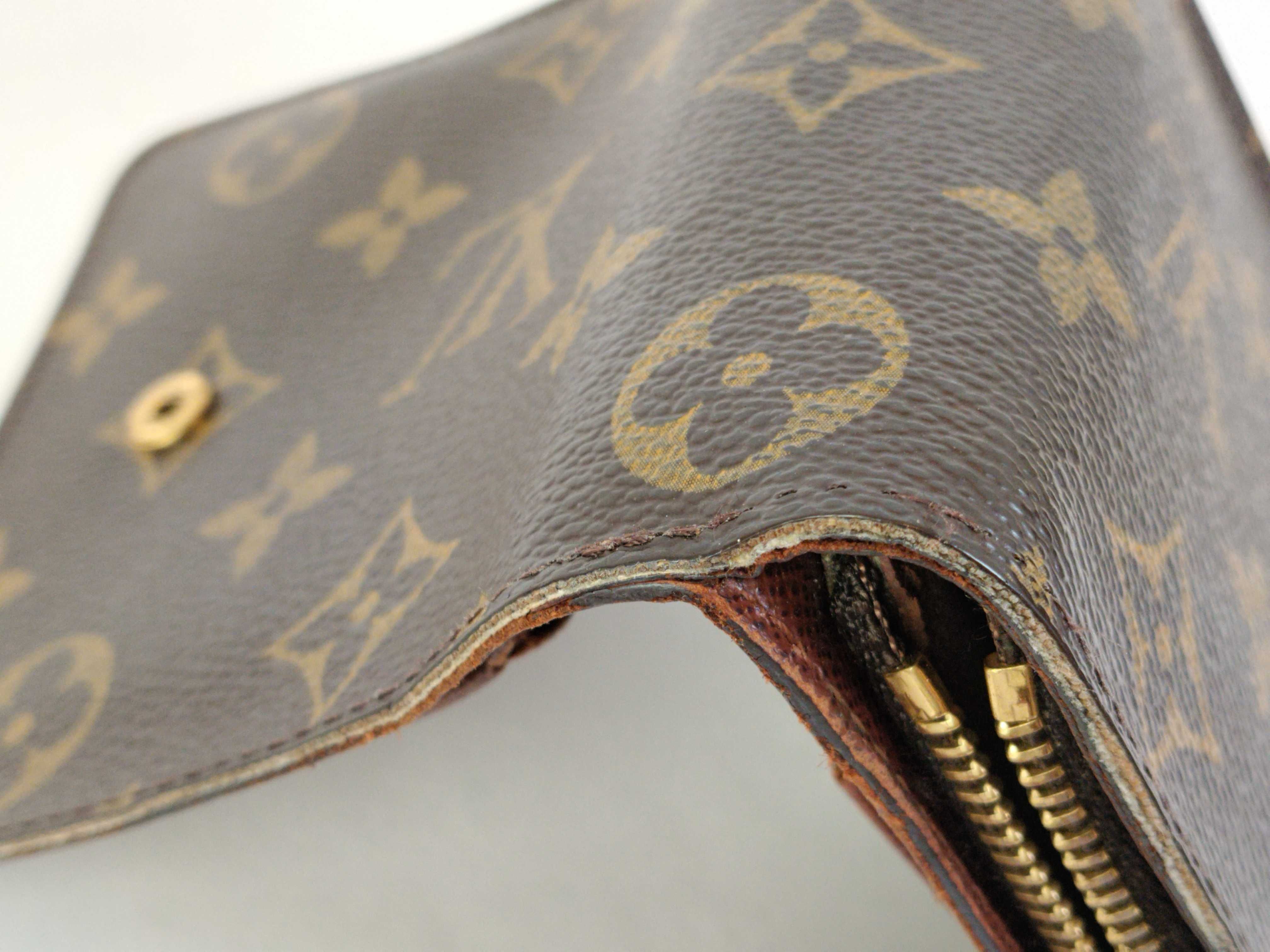 Monogram Compact Snap Wallet with Initials — view 13