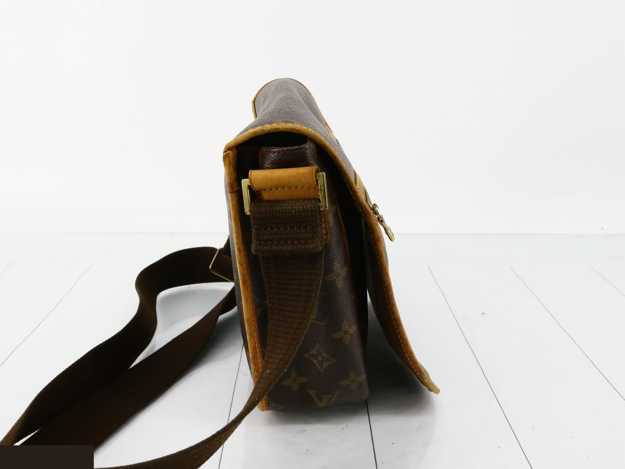 Monogram Messenger Boss Fall M40106 — view 4