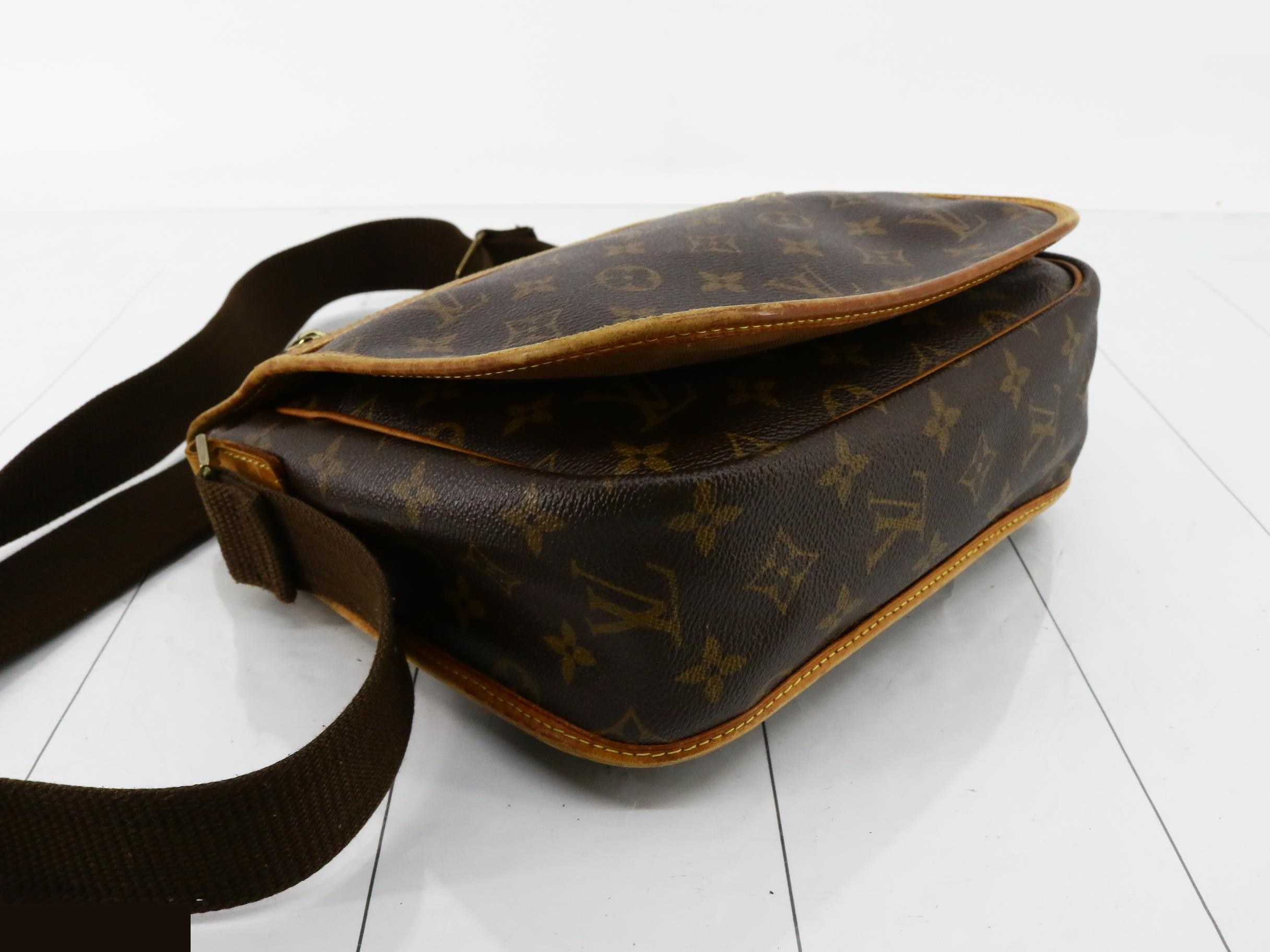 Monogram Messenger Boss Fall M40106 — view 5