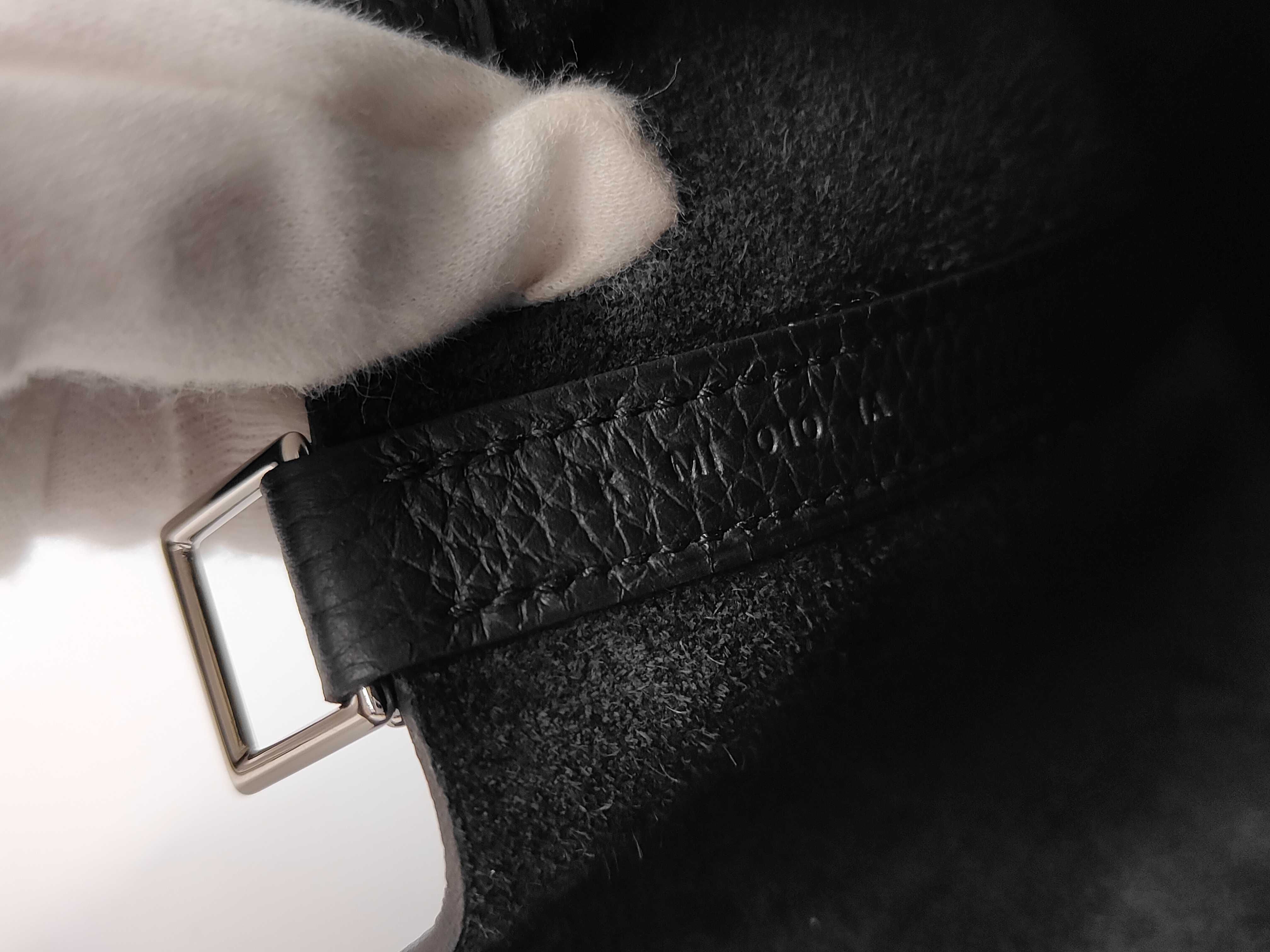 Picotin Lock 18 Black x Taurillon Clemence Leather x Silver Hardware x K Stamp [KMI010IA] Handbag — view 10