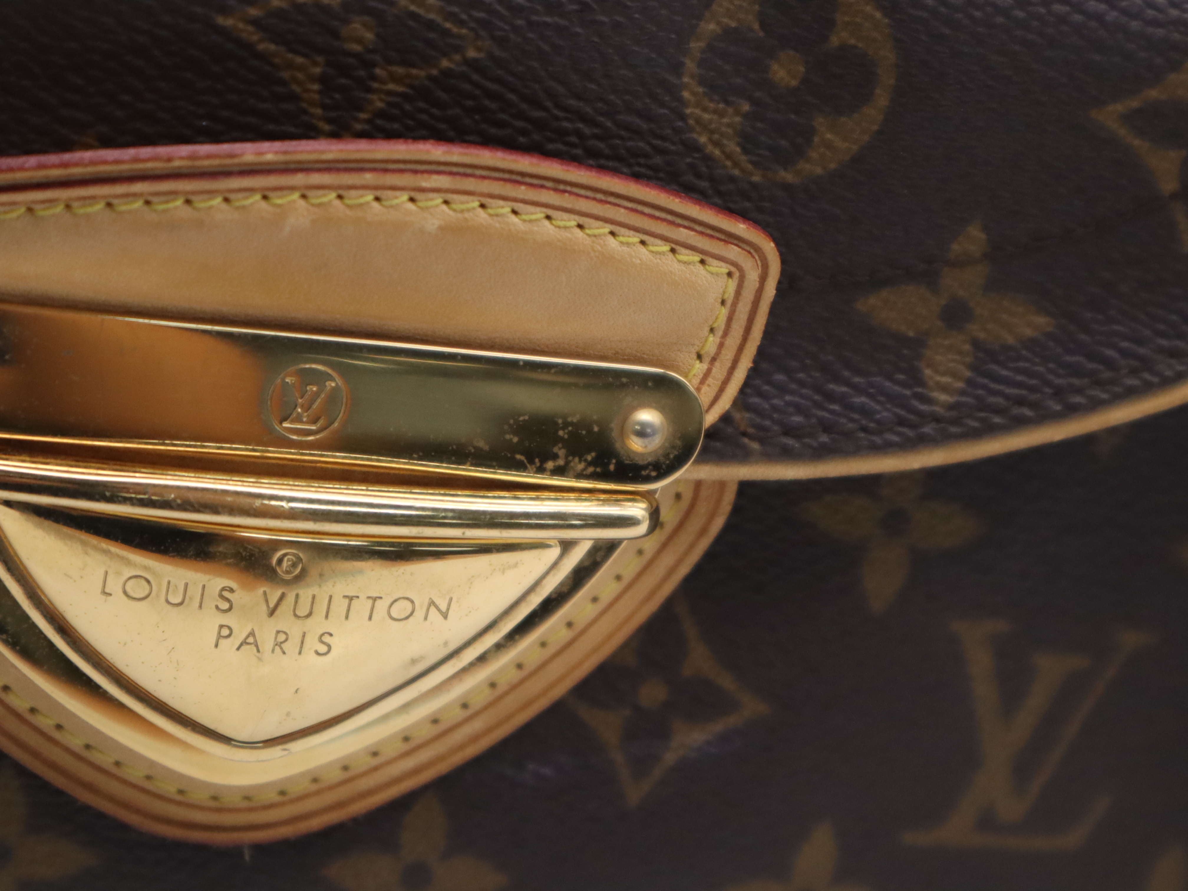M40122 Monogram Pochette Beverly Handbag — view 9