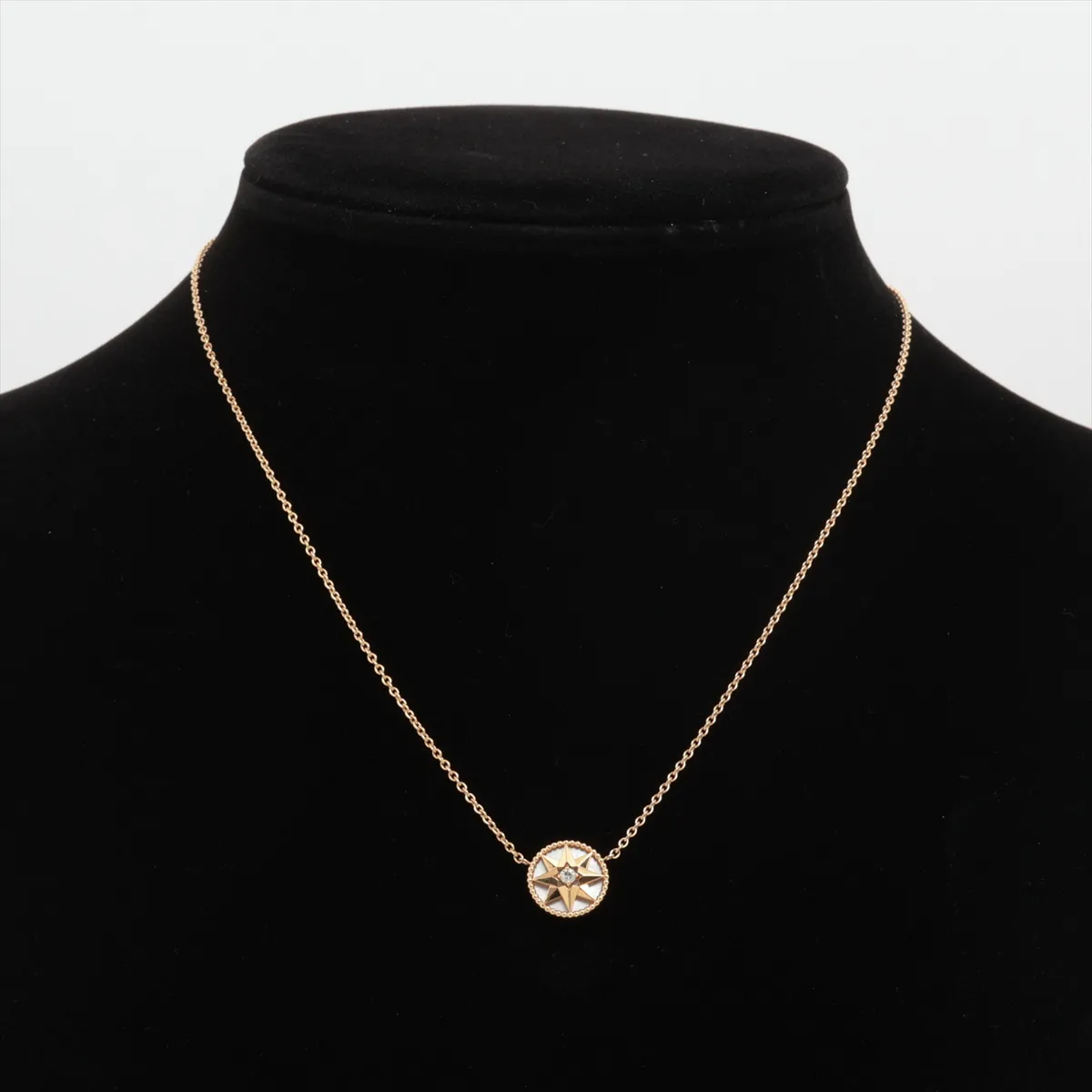 Rose des Vents 1P Shell Diamond Necklace 750 (Yellow Gold) 4.5g 410115 Shell — view 5