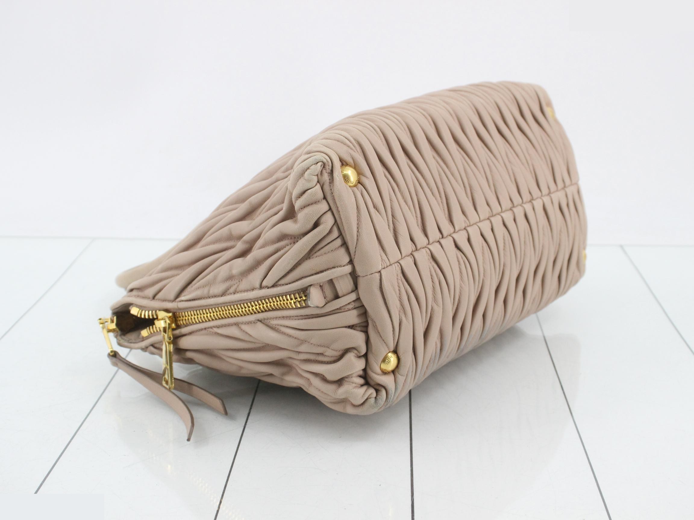 Matelassé (bag) - handbag — view 5