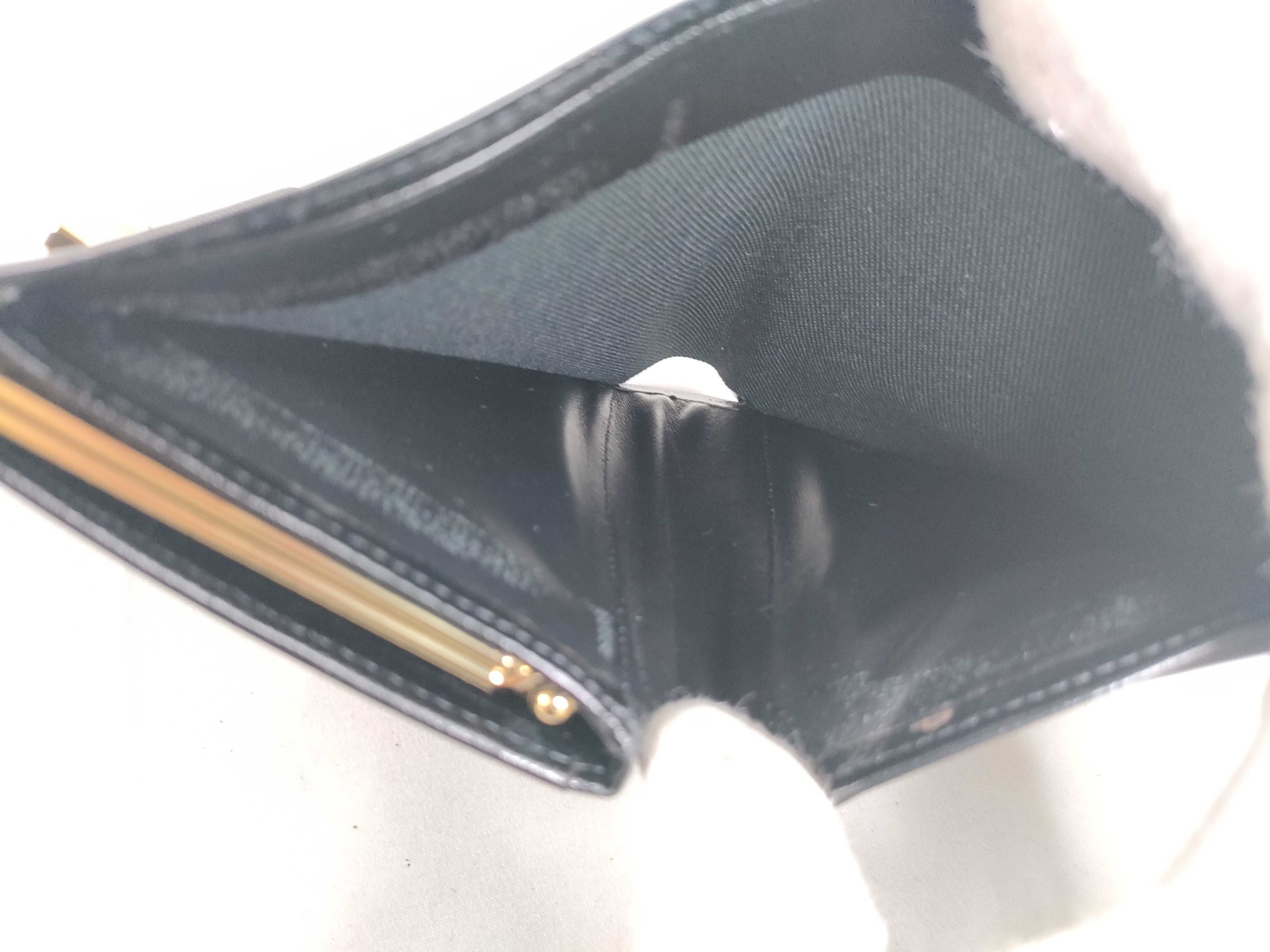 wallet — view 12