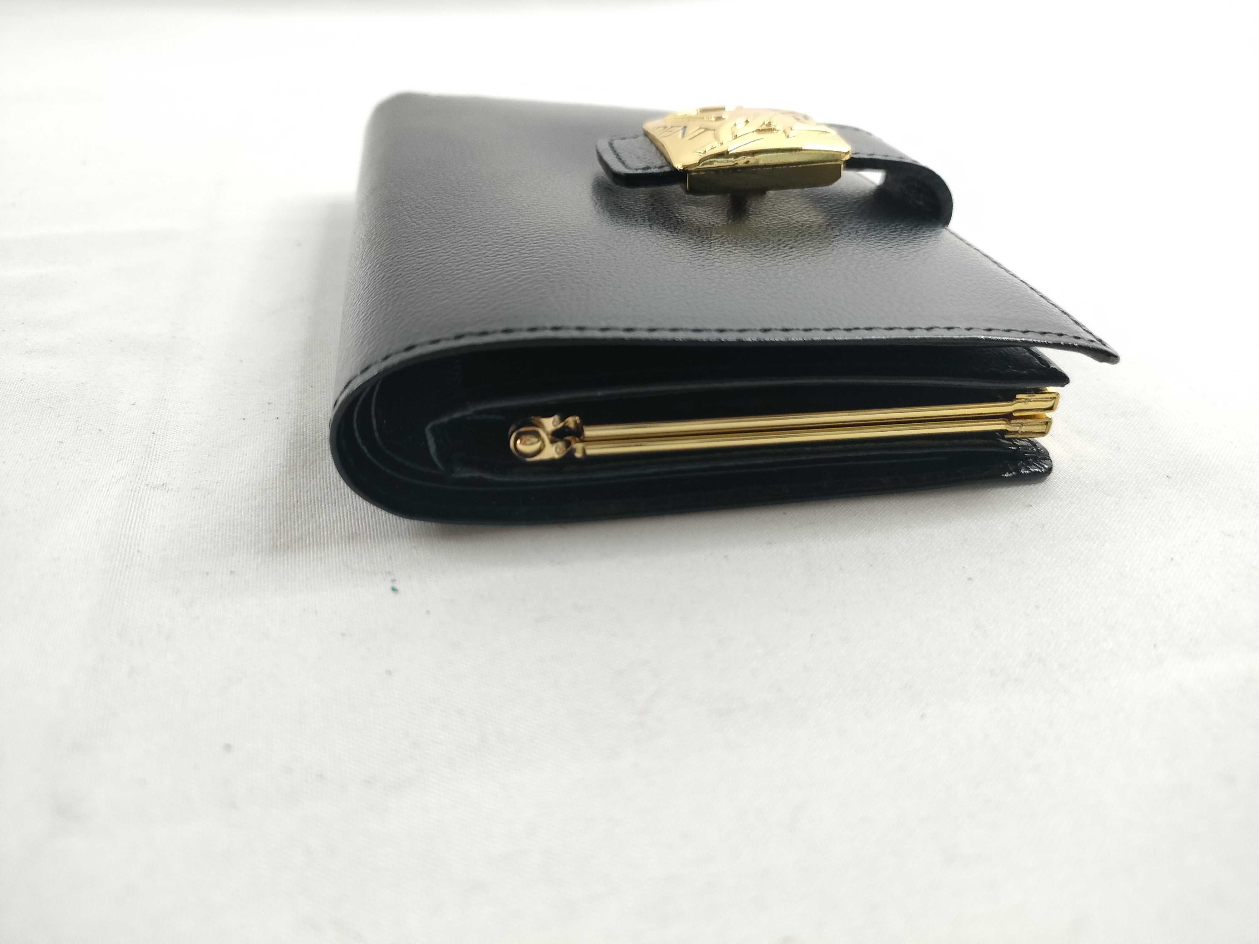 wallet — view 7