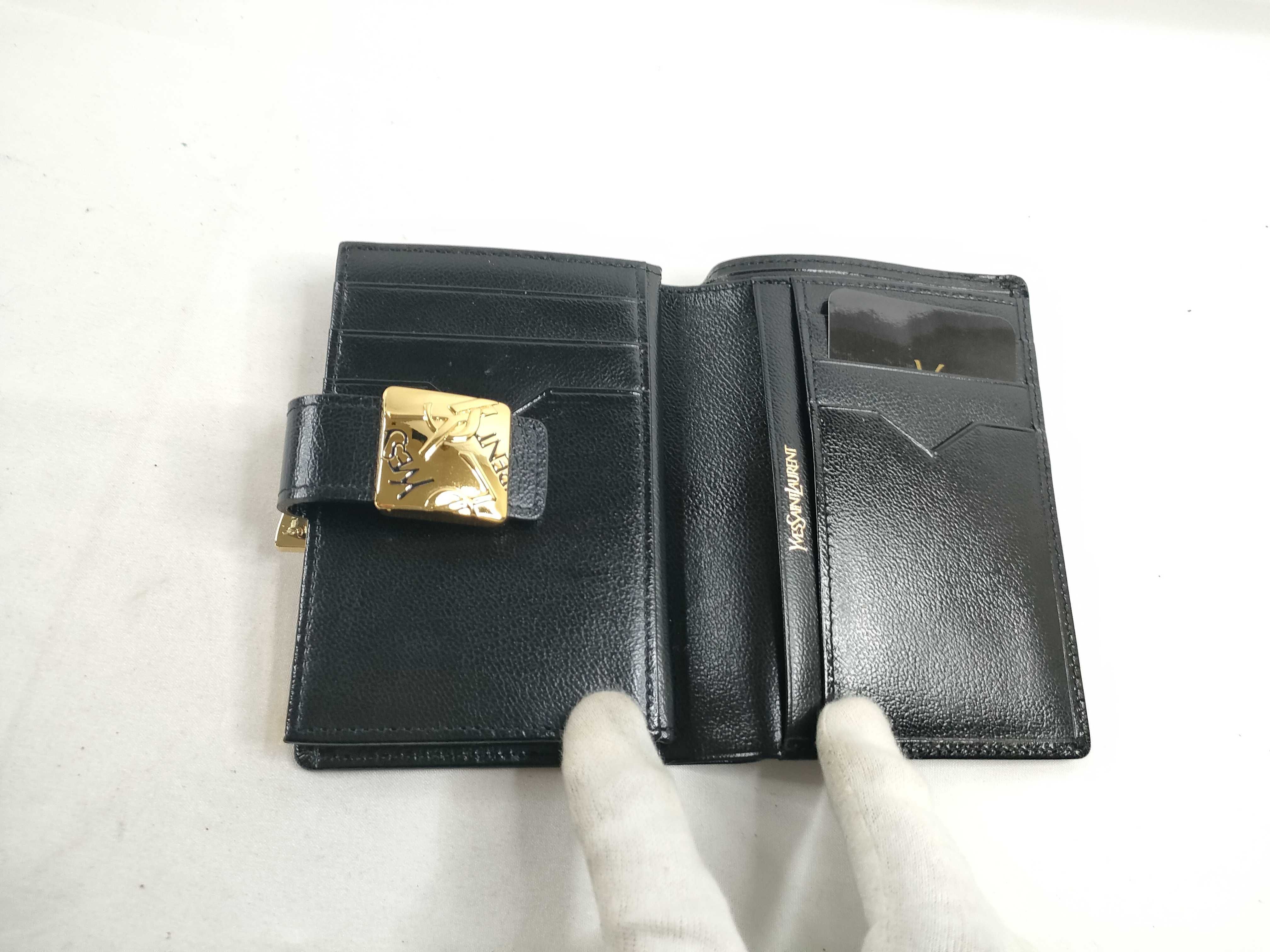 wallet — view 9
