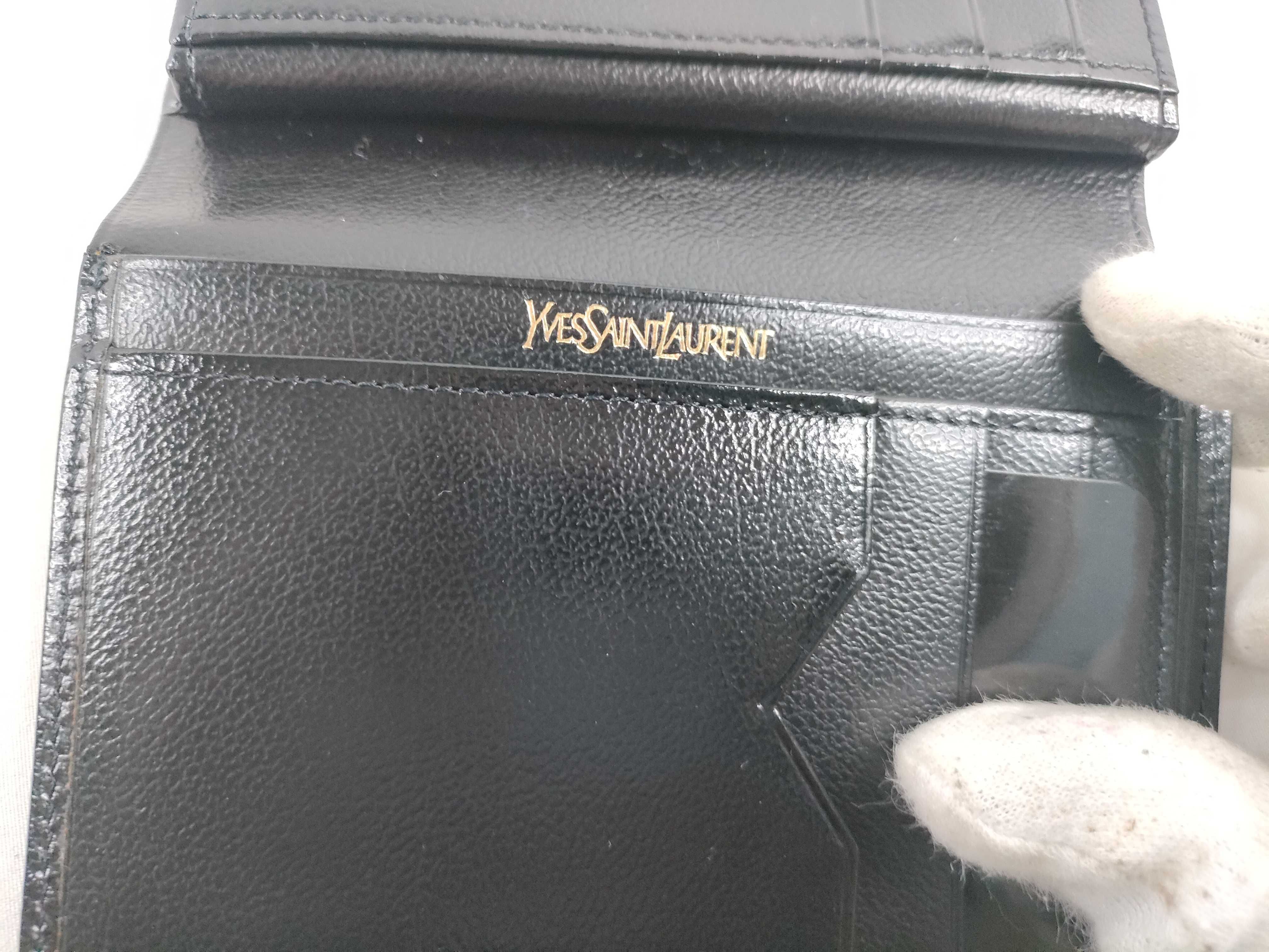 wallet — view 10