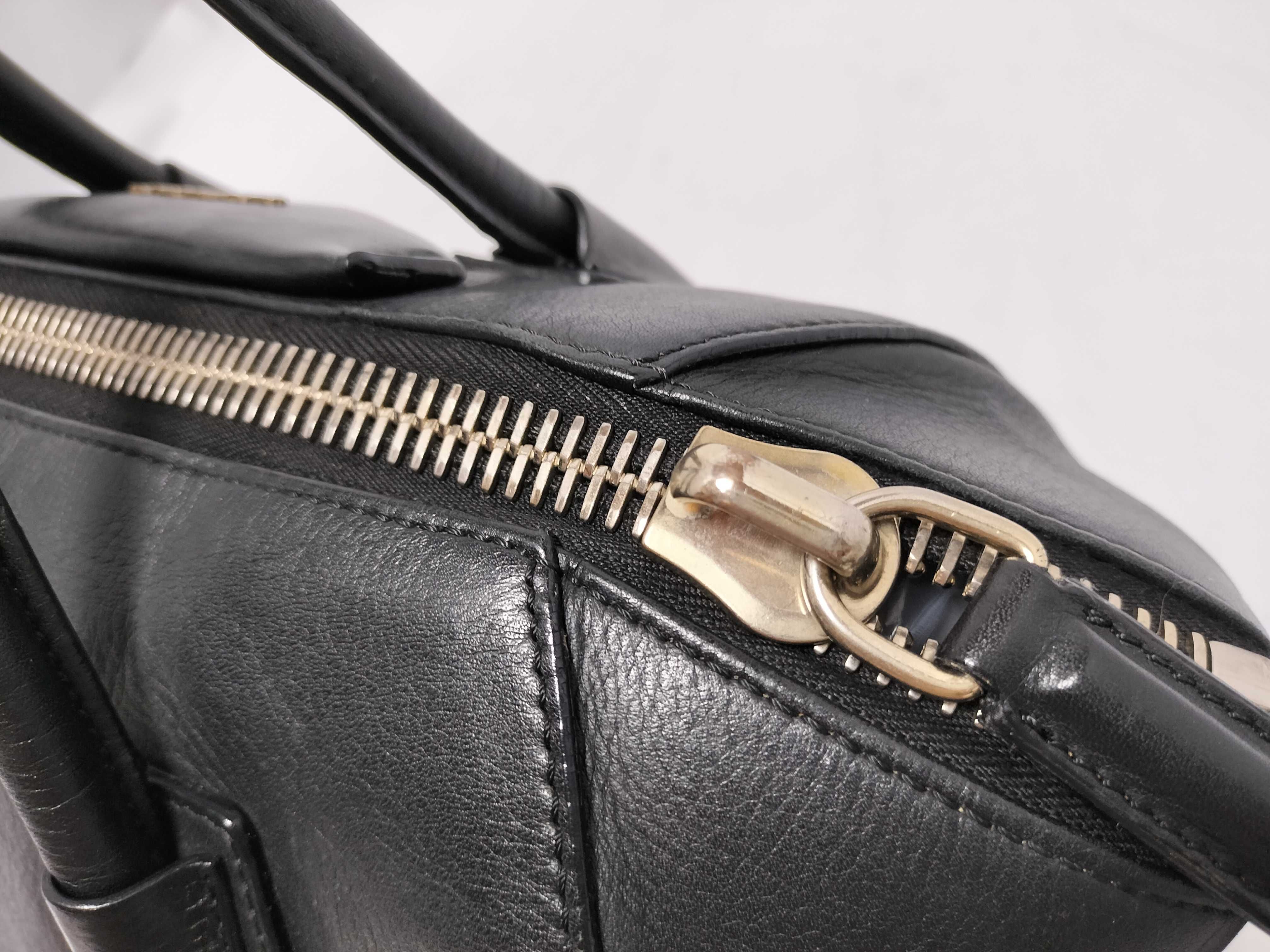 Antigona Small 2-Way Bag Black BB05113012 Handbag — view 7