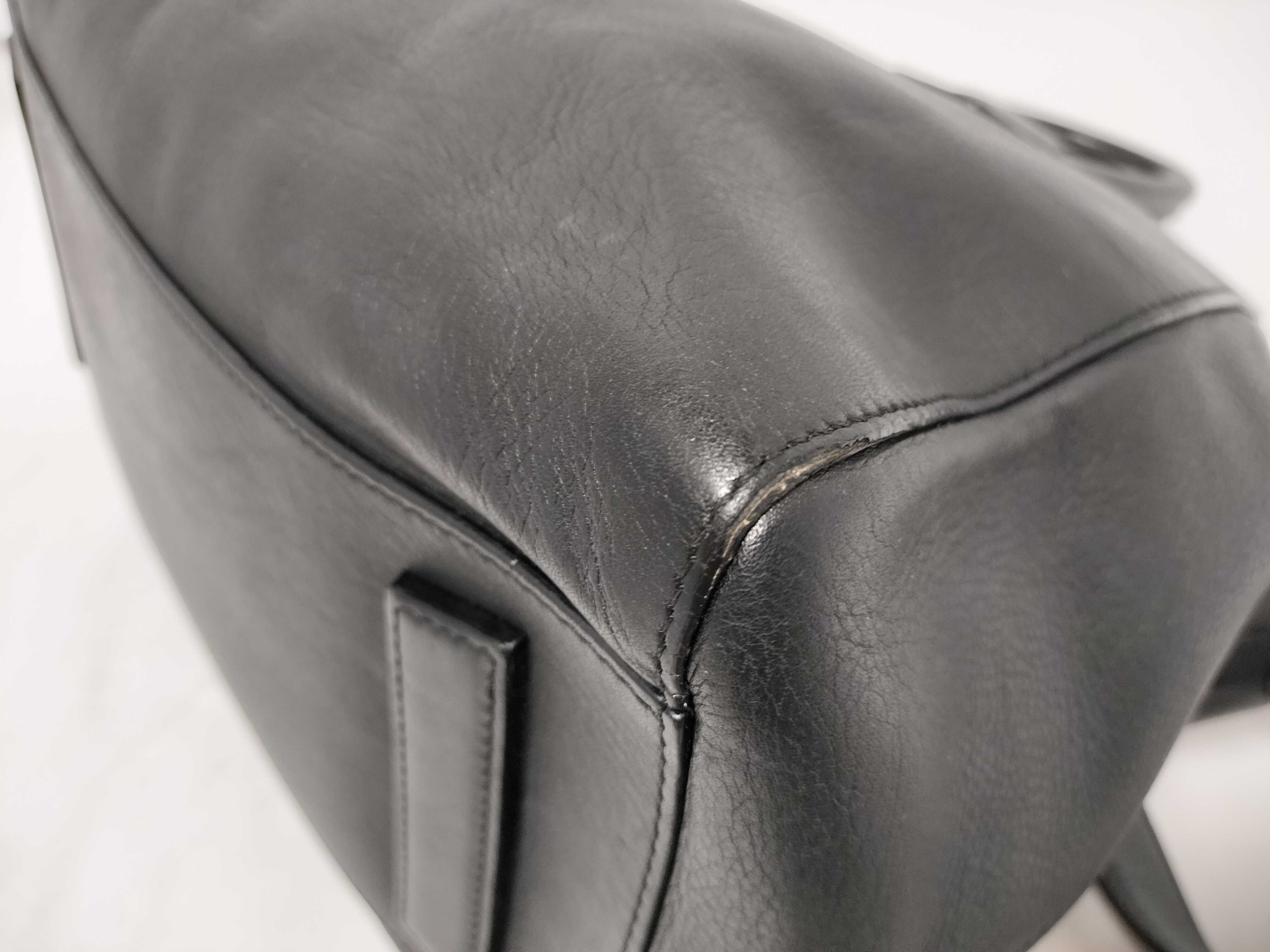 Antigona Small 2-Way Bag Black BB05113012 Handbag — view 10