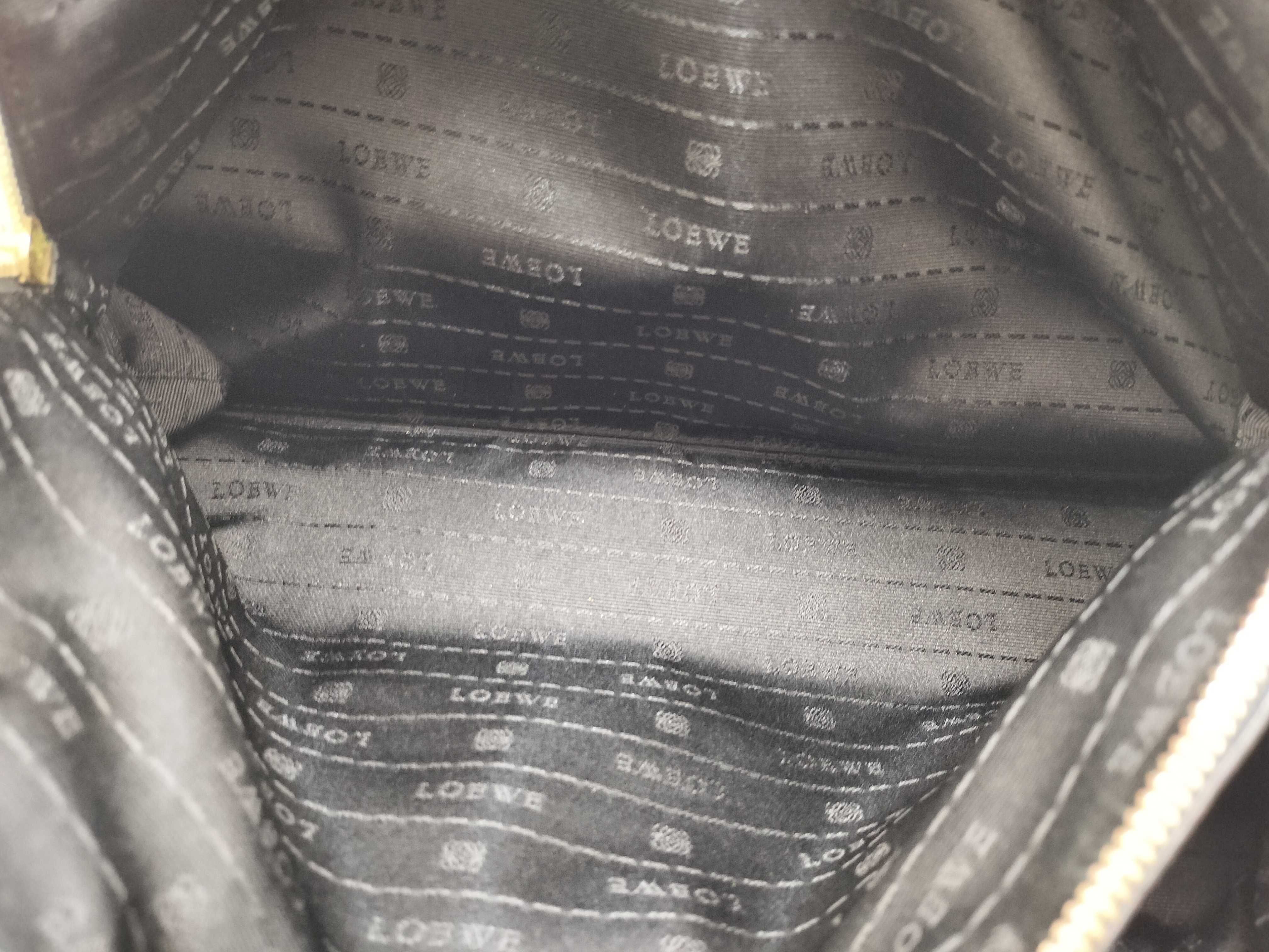 Anagram Maiato Tote Bag Black Leather Gold Logo Hardware Tote Bag — view 10