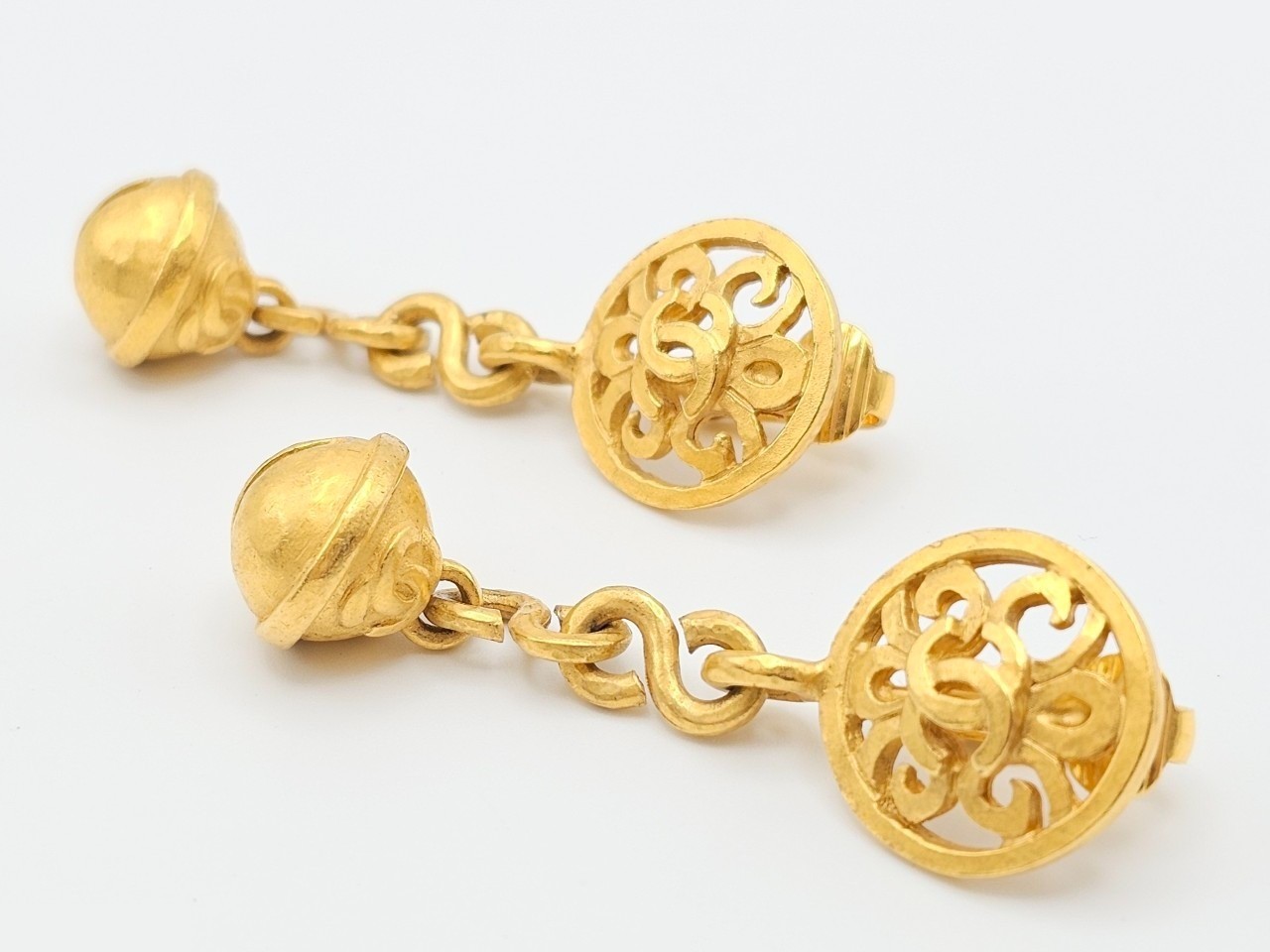 earrings — view 3