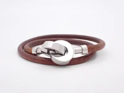 Leather bracelet, Lancelot GM design, choker style, wrist circumference approximately 18cm