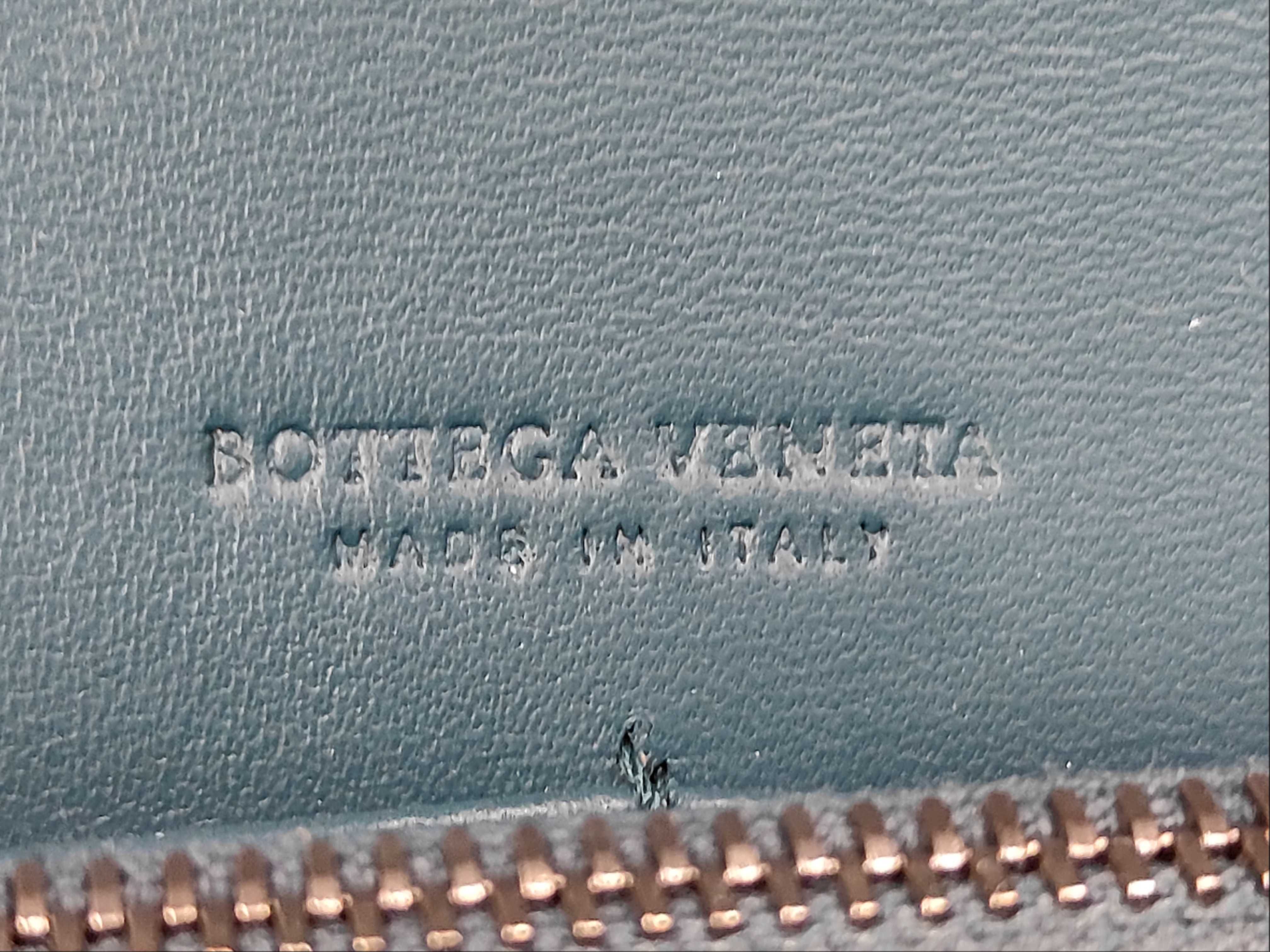 Intrecciato Chain Shoulder Bag — view 13