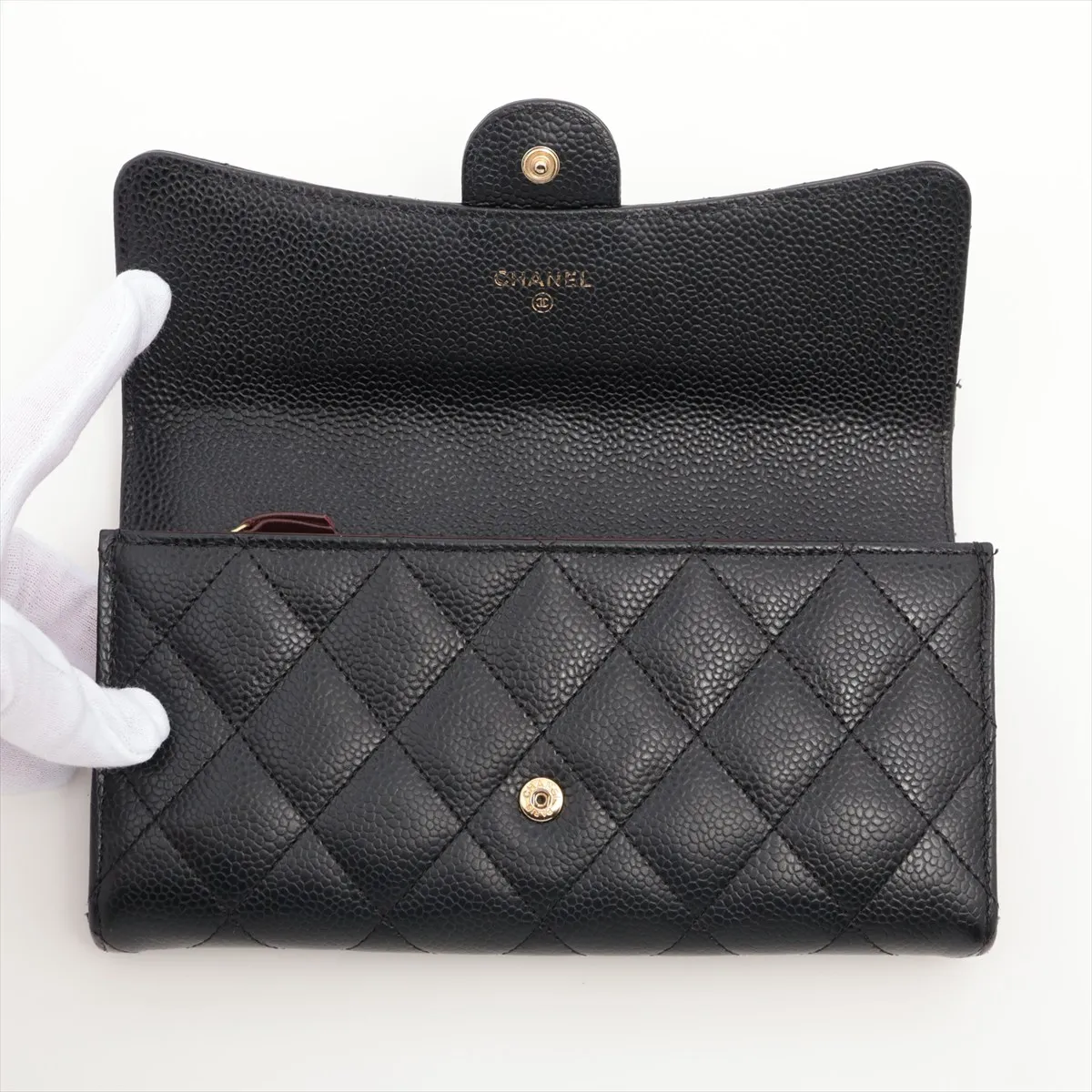 Matelassé Caviar Leather Long Wallet, Black with Gold Hardware, 25185071 — view 3