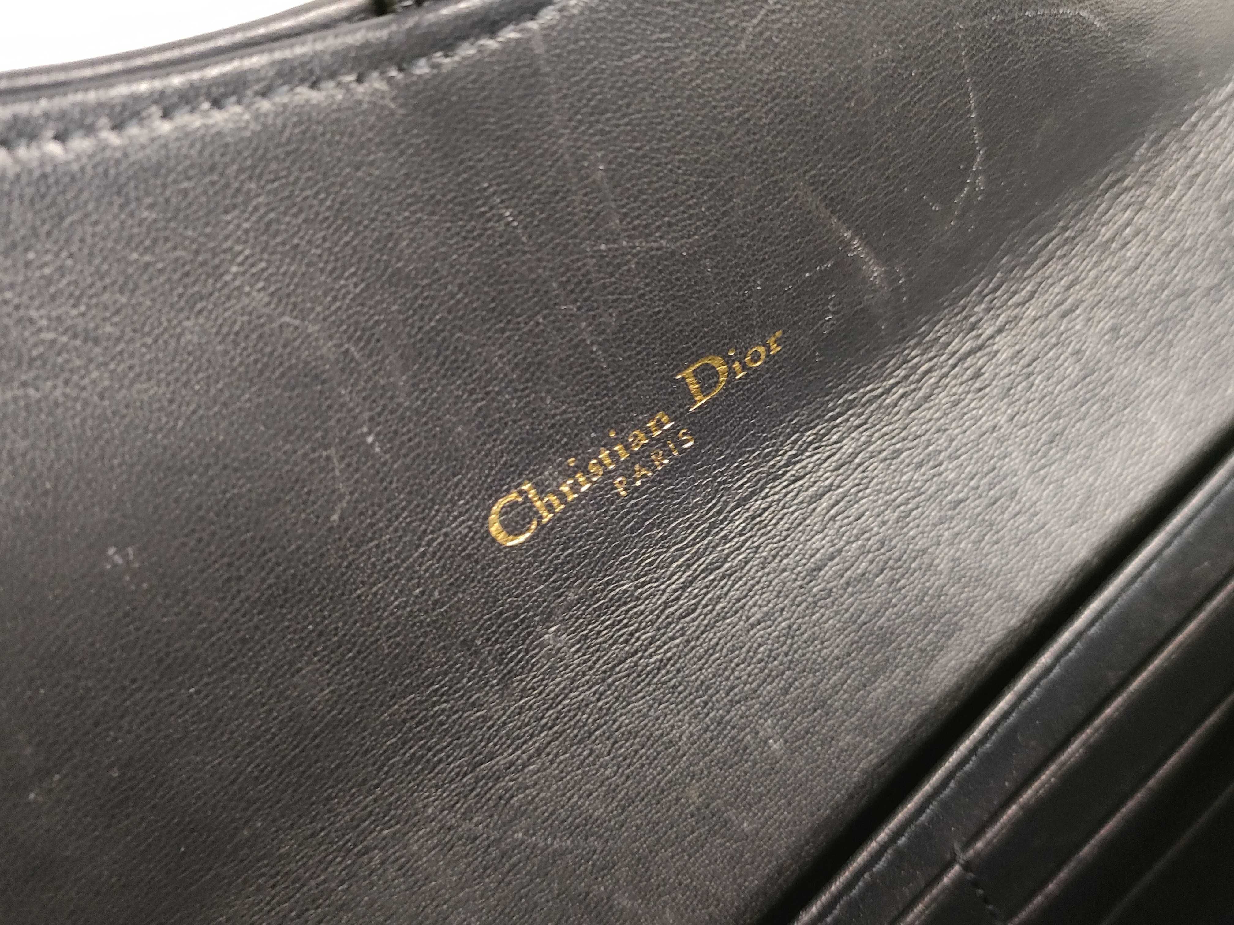 Trotter DU-Christian Oblique Saddle Canvas Chain Wallet Navy Shoulder Bag — view 11