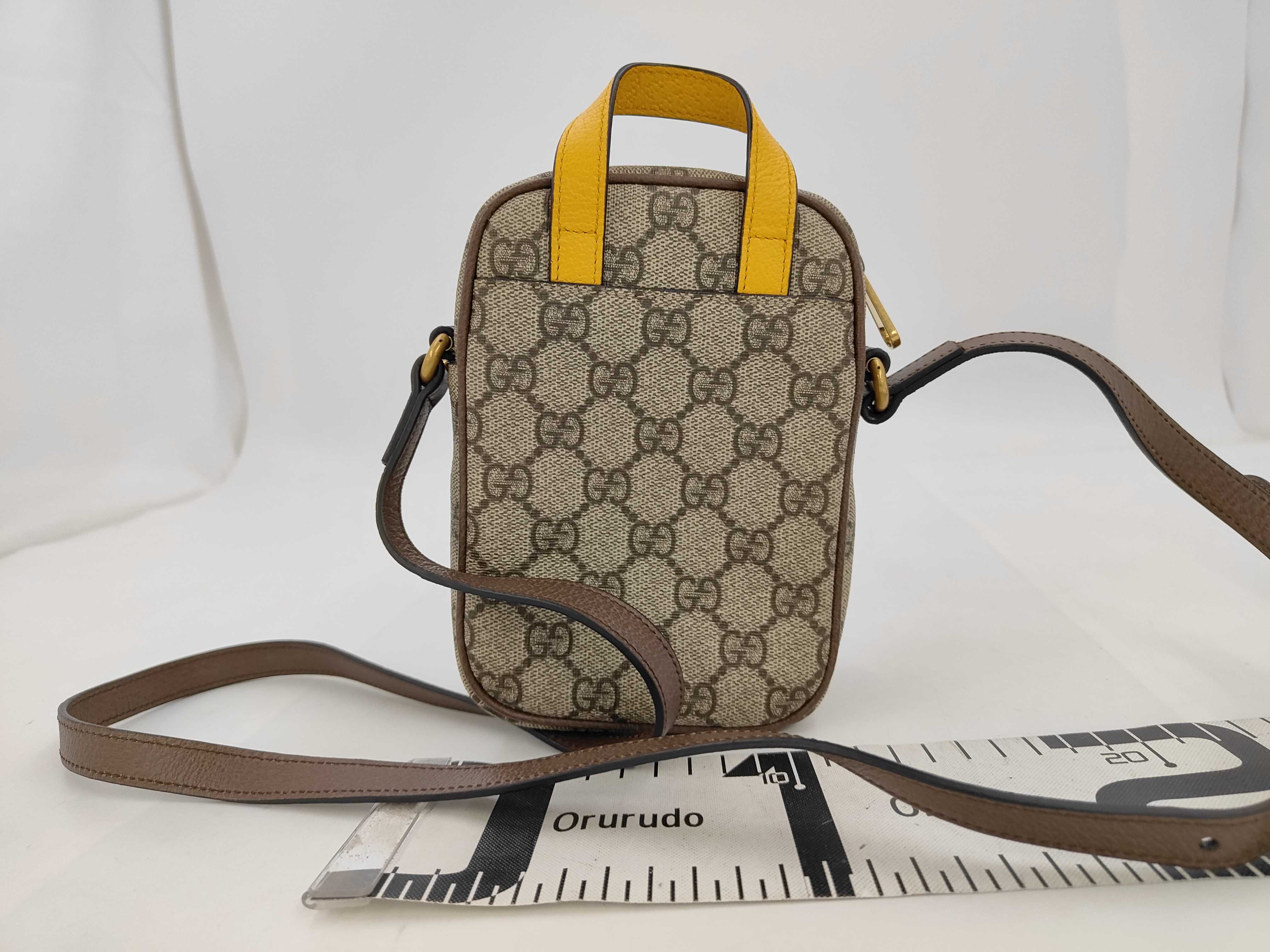 GG Supreme Tiger Head Shoulder Bag — view 2