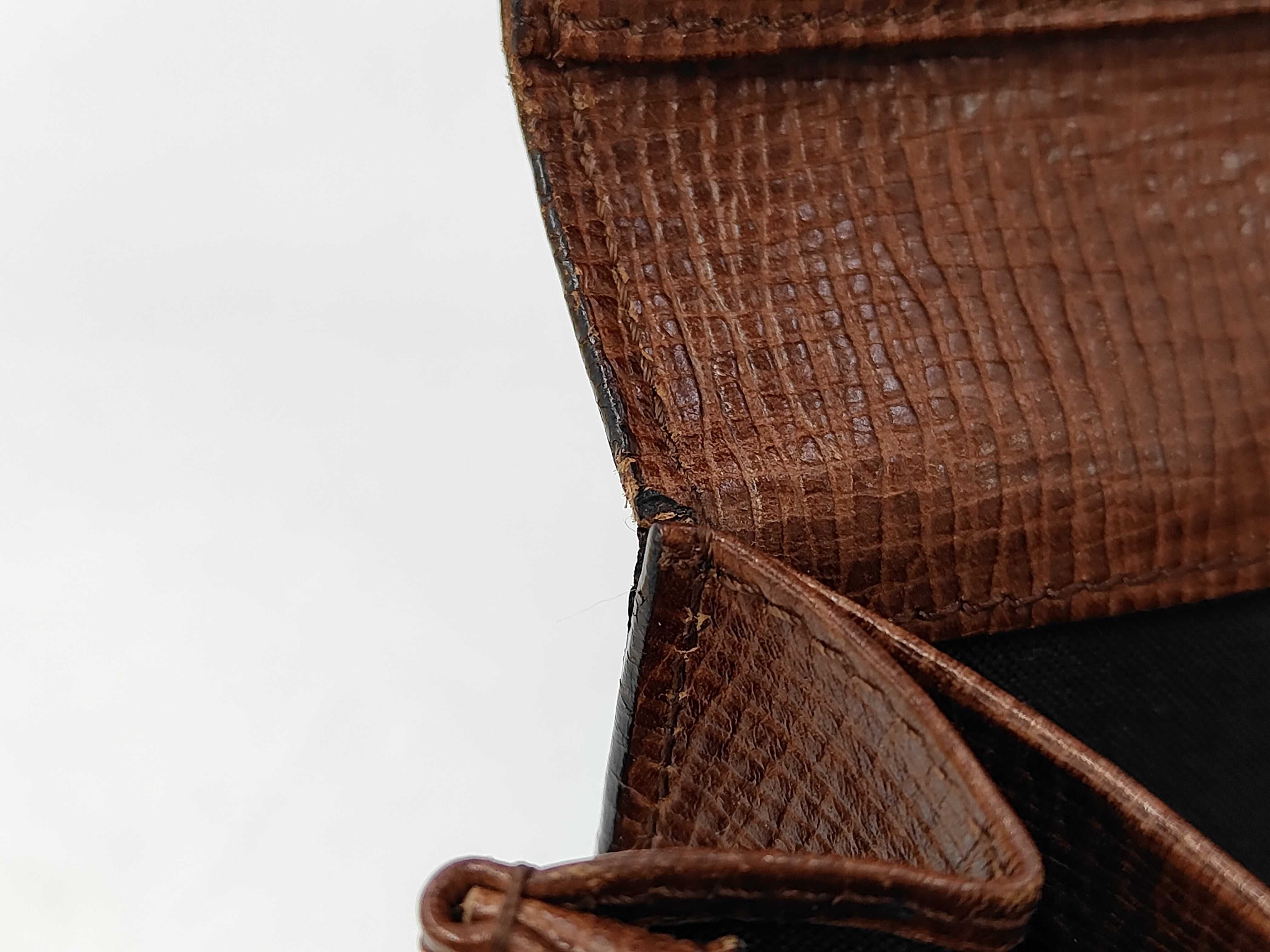 wallet — view 9