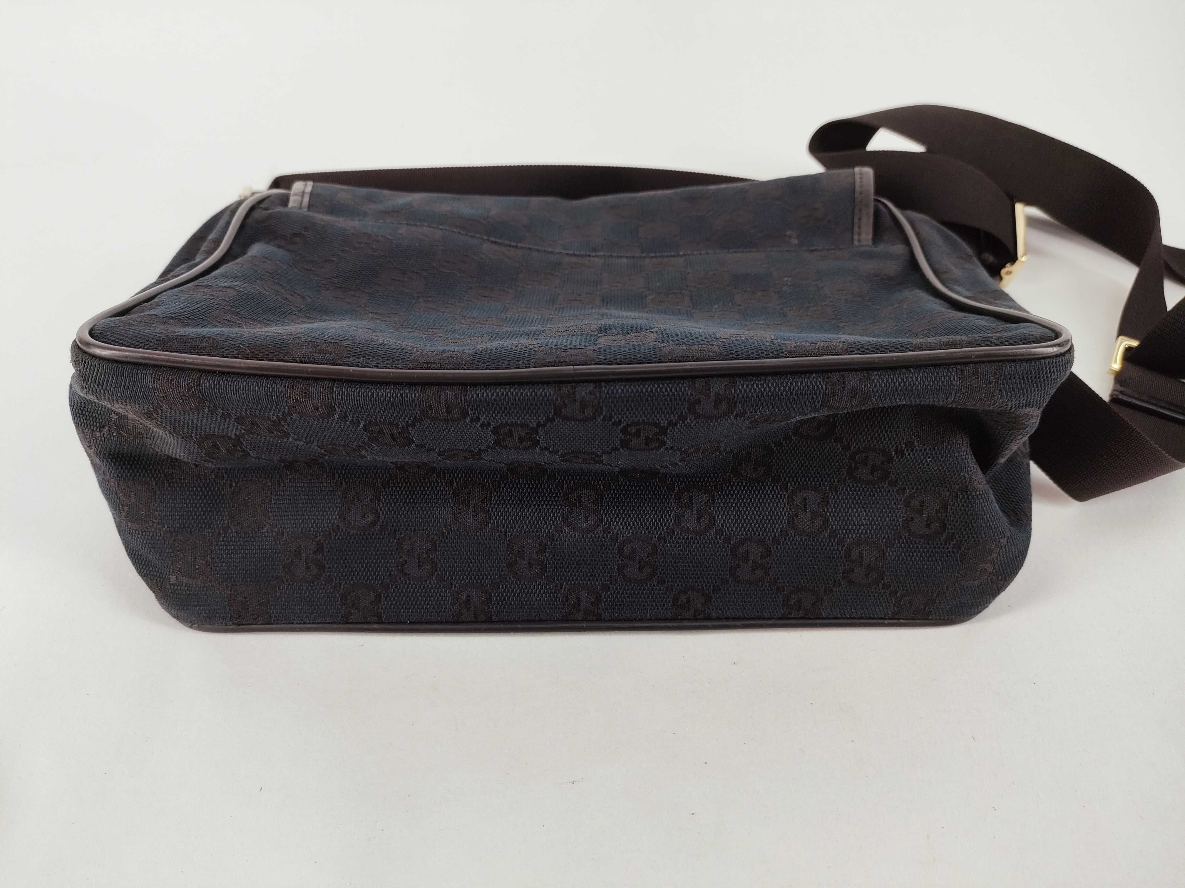 shoulder bag — view 7