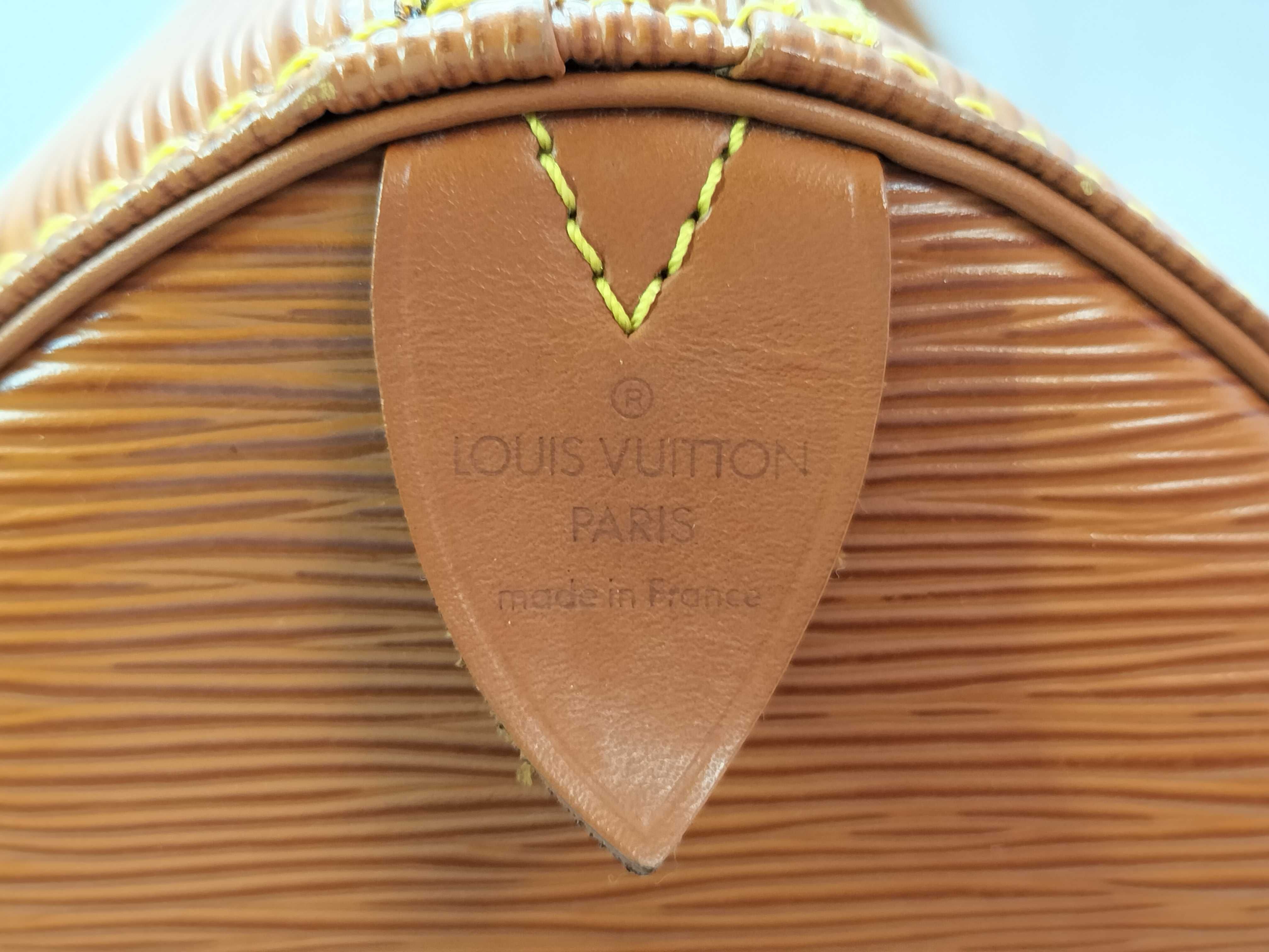 Epi Louis Vuitton Keepall 50 Boston Bag Epi M42968 Boston Bag — view 9