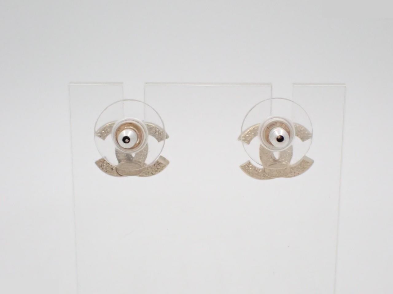 earrings, C21V, Coco Mark design, rhinestones, gold, 1.3cm wide. — view 2