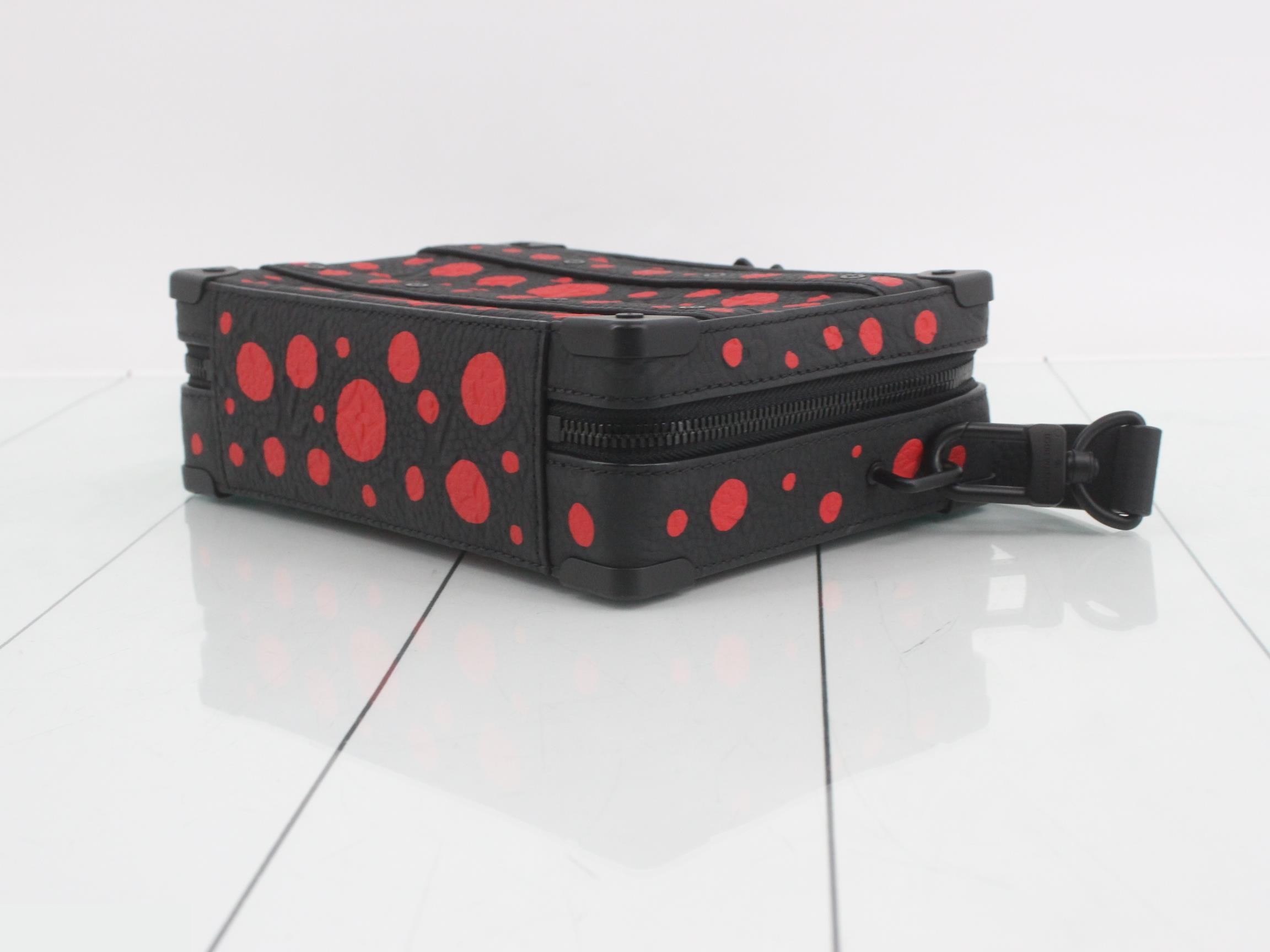 Unused Louis Vuitton x Yayoi Kusama LV x YK Soft Trunk M21677 IC — view 6