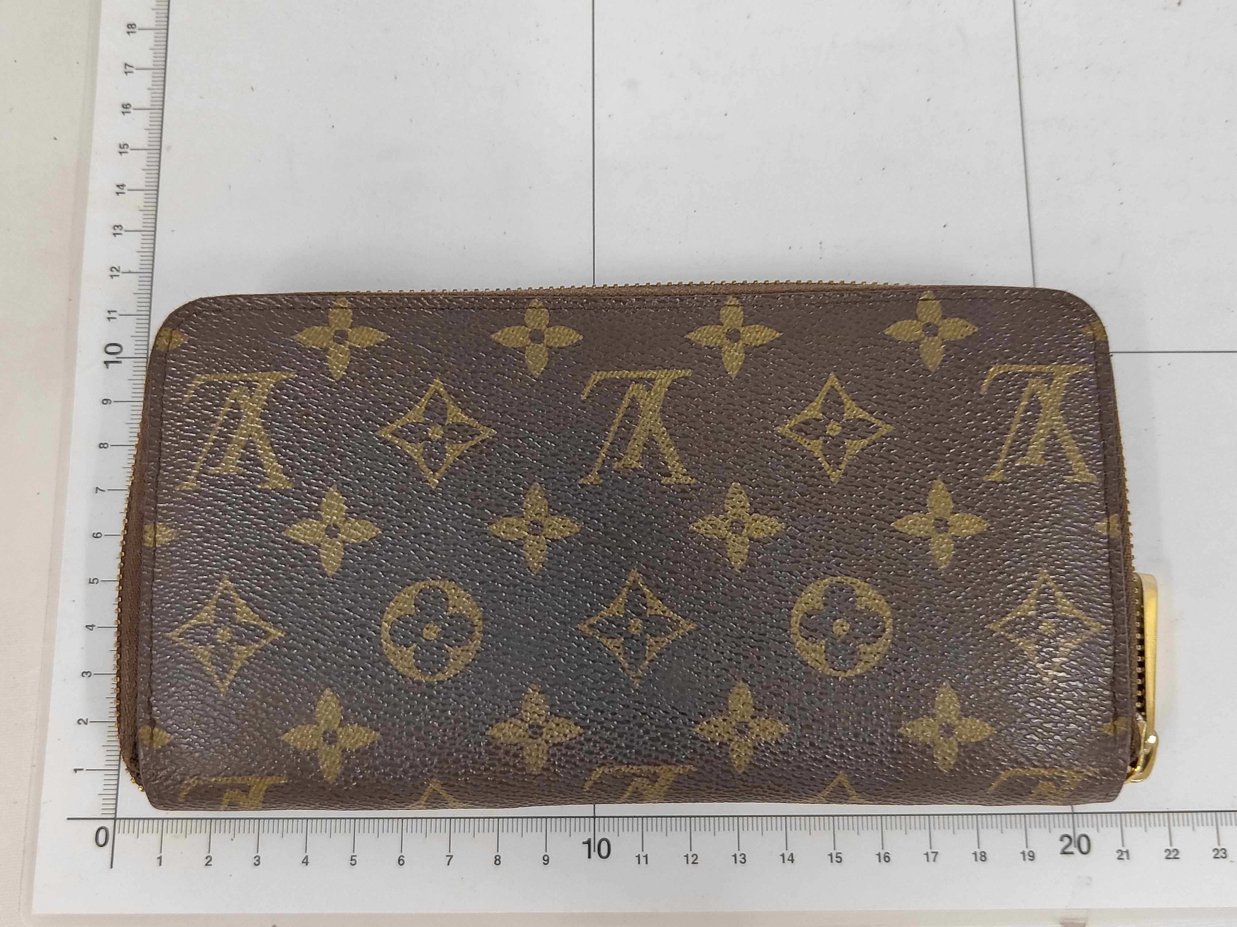 M42616 Monogram Zippy Wallet (with box) — view 2